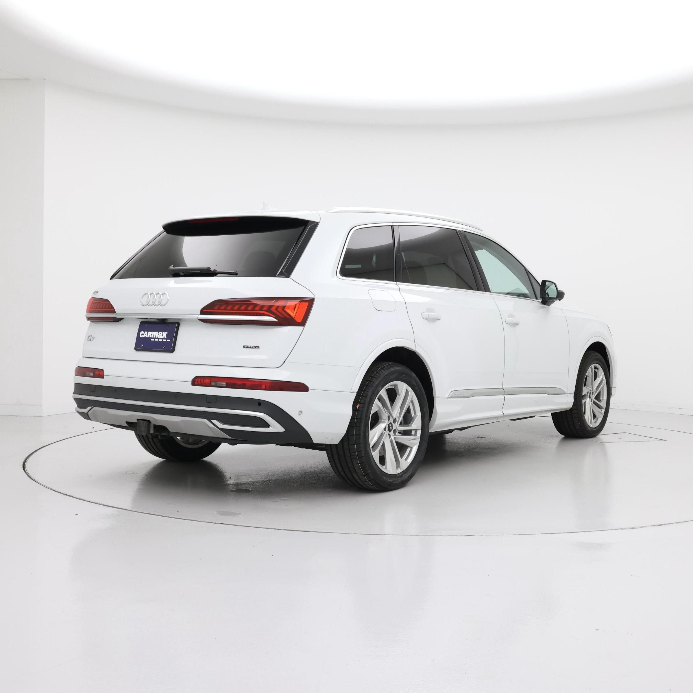 Thumbnail: 2022 Audi Q7 - 8