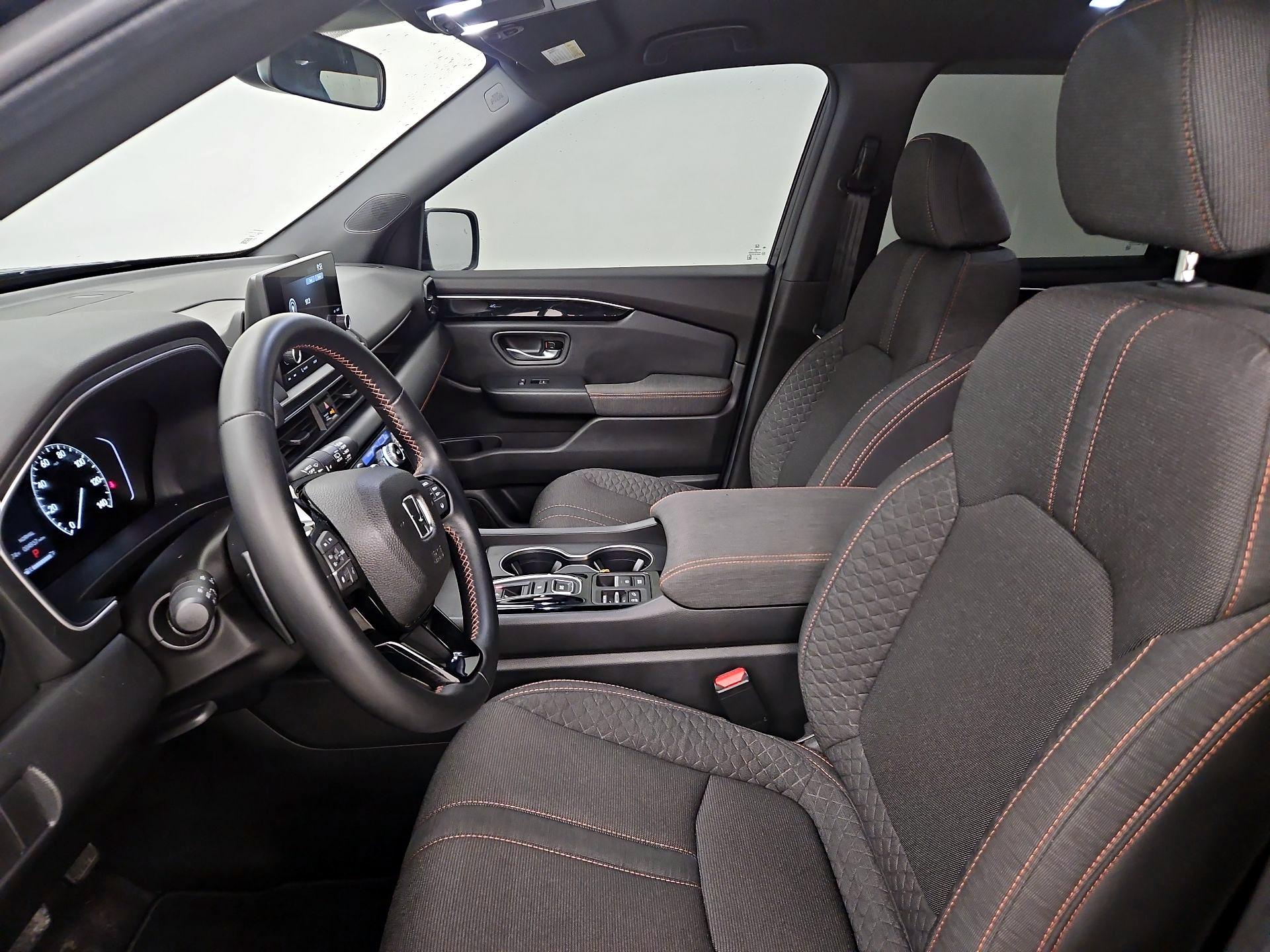 Thumbnail: 2025 Honda Pilot - 11