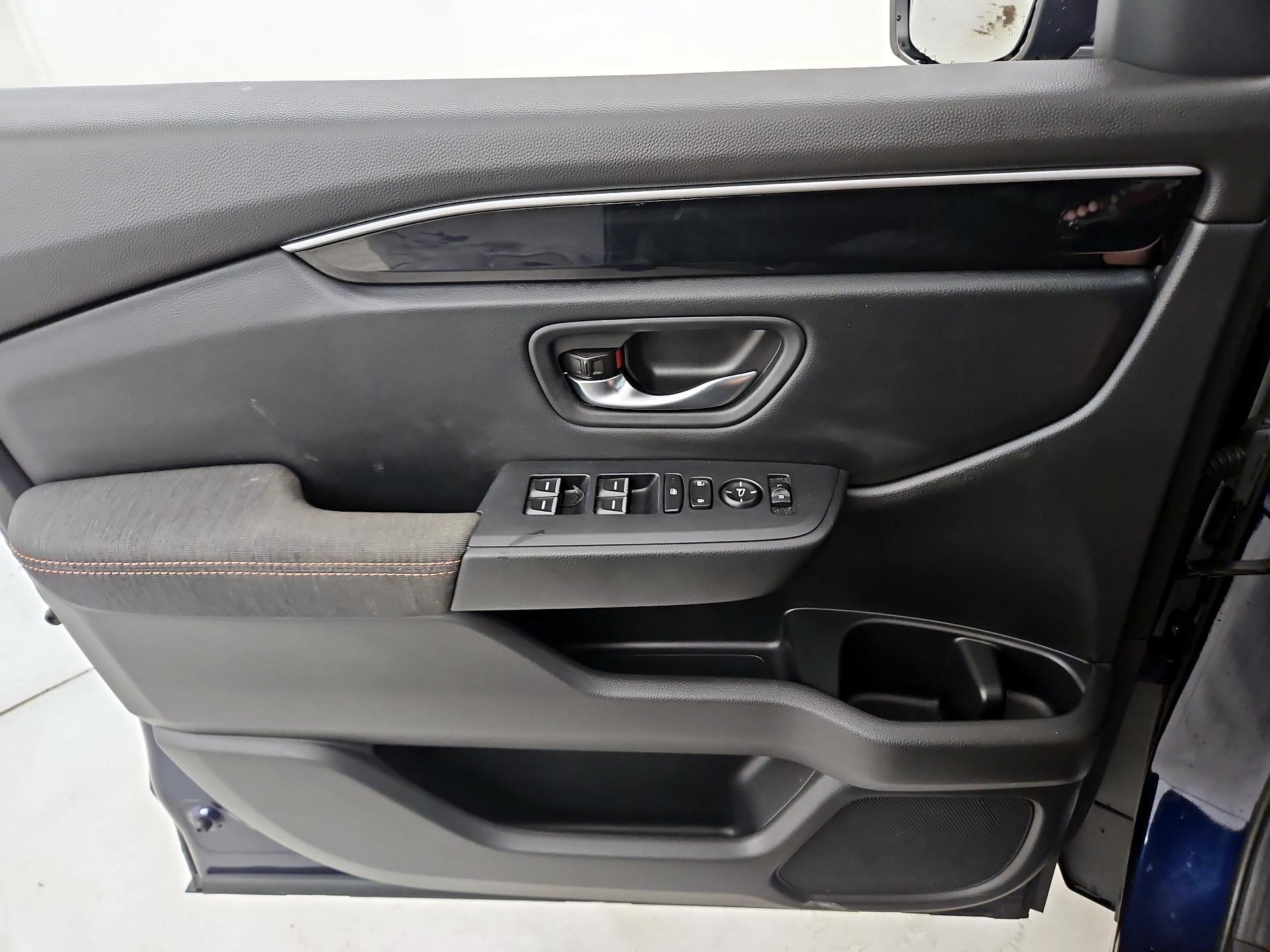Thumbnail: 2025 Honda Pilot - 12