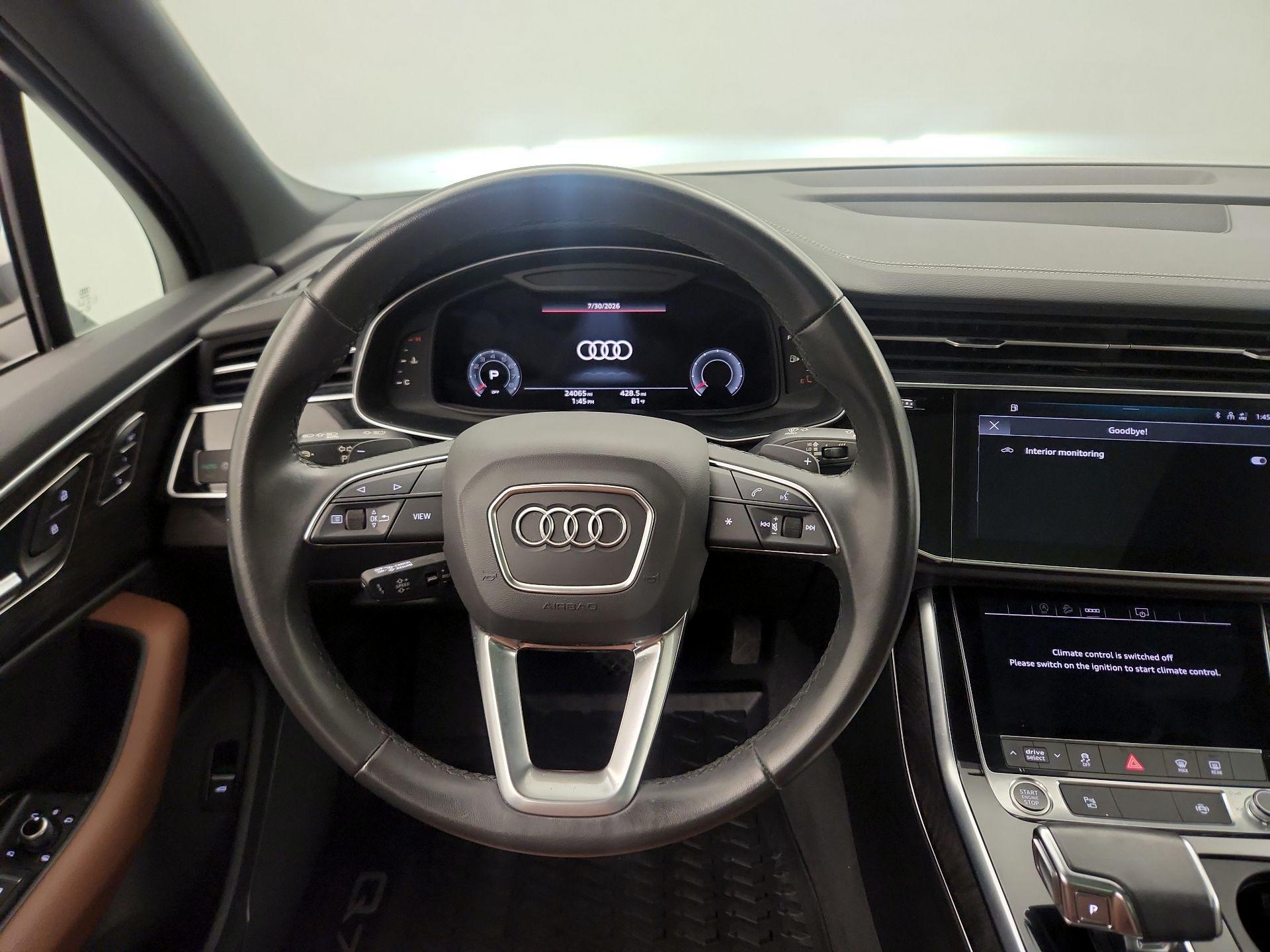 Thumbnail: 2023 Audi Q7 - 10