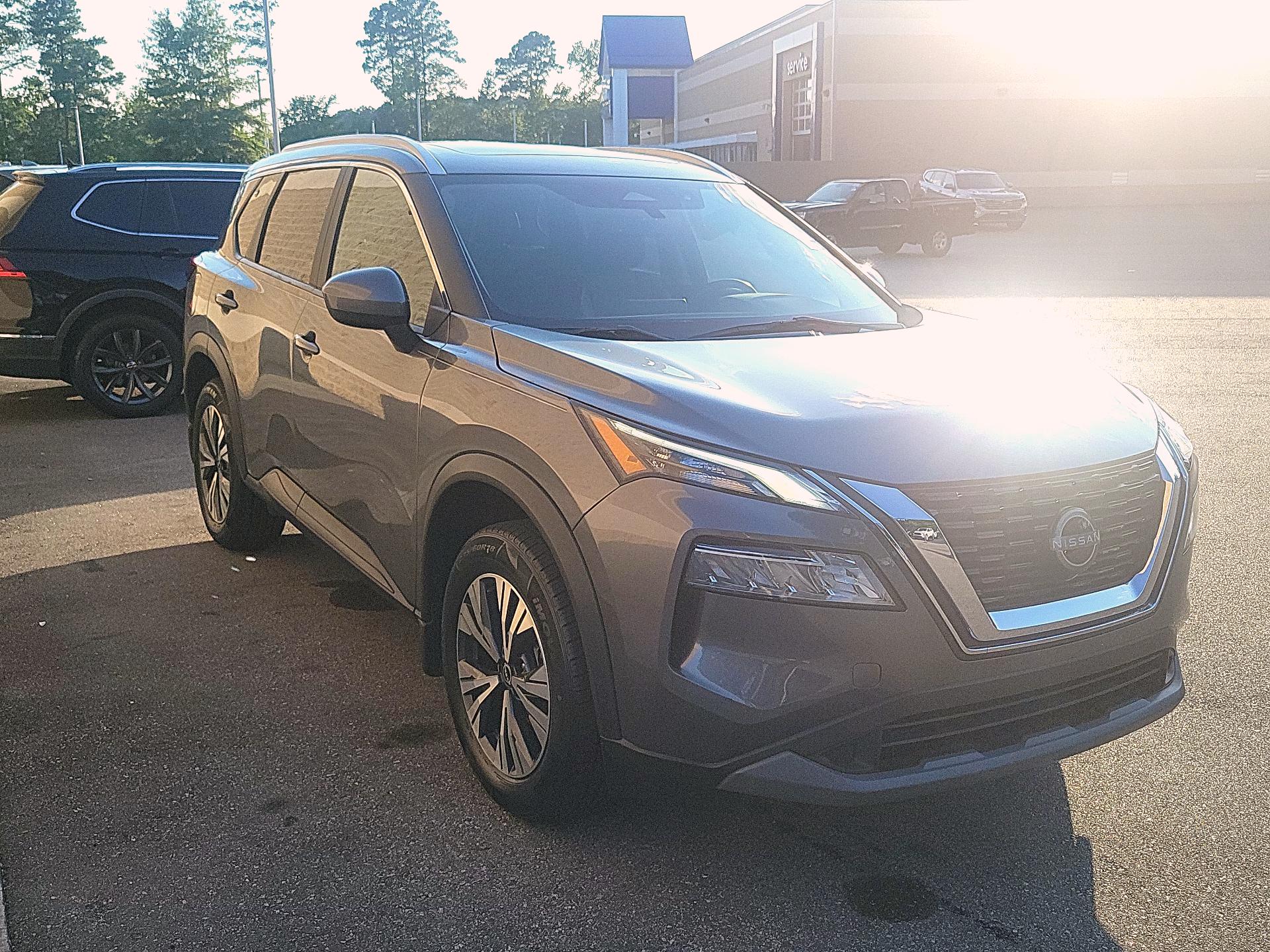 Thumbnail: 2023 Nissan Rogue - 1