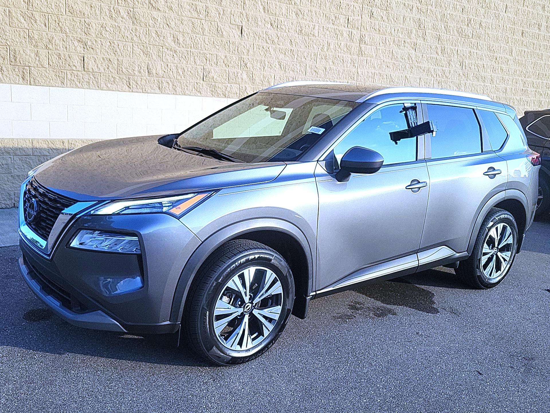 Thumbnail: 2023 Nissan Rogue - 3