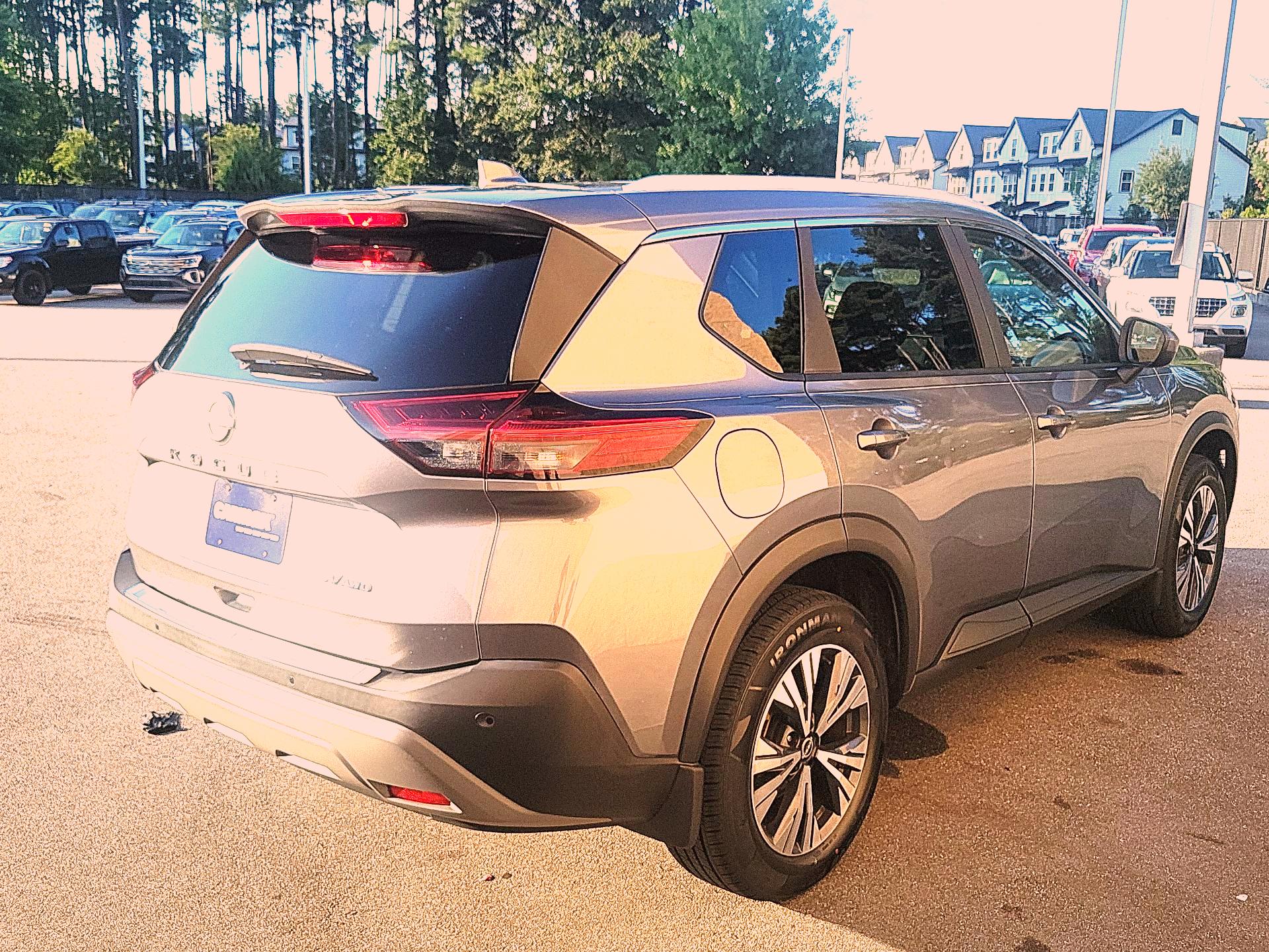 Thumbnail: 2023 Nissan Rogue - 5