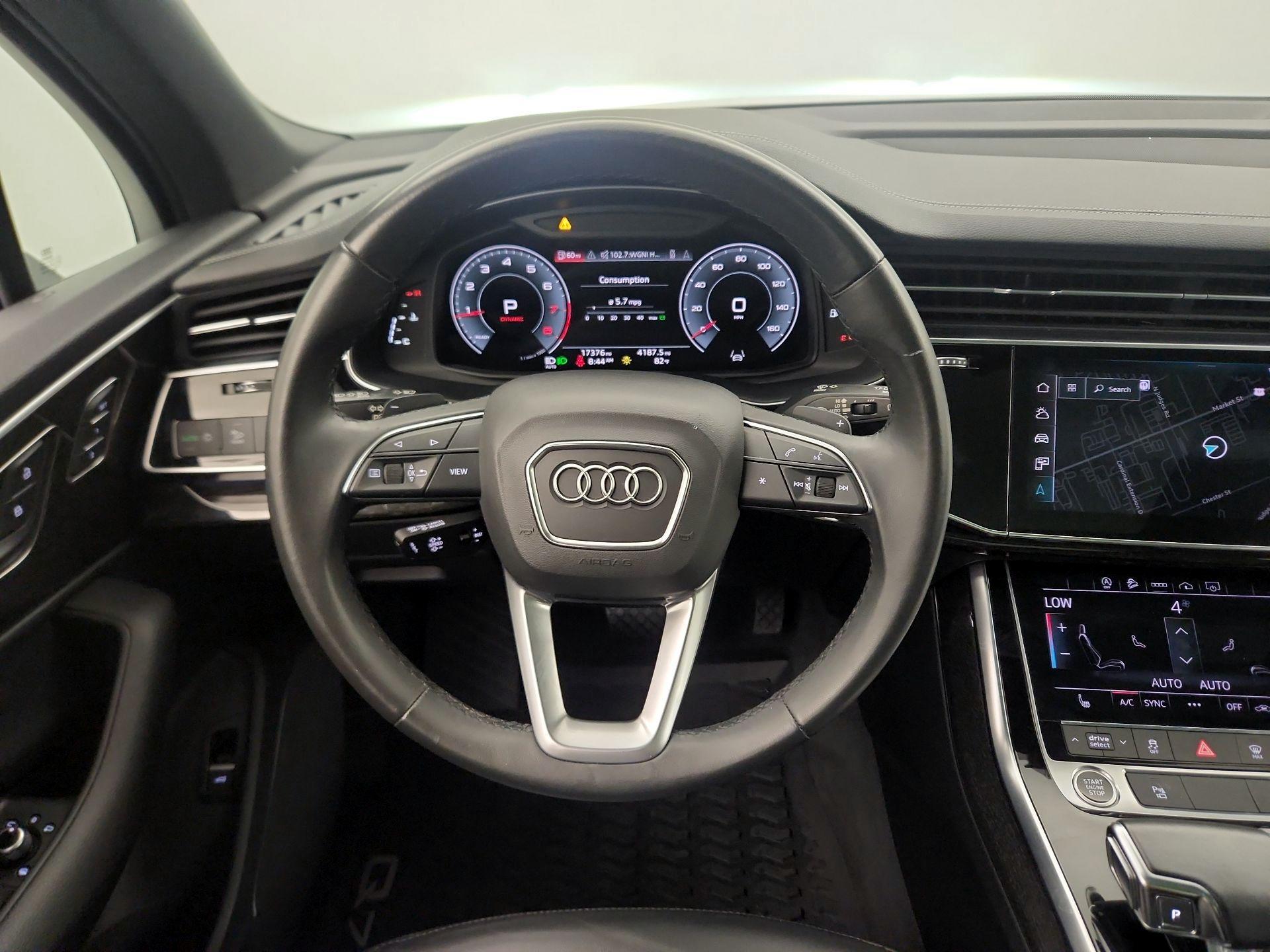 Thumbnail: 2023 Audi Q7 - 10