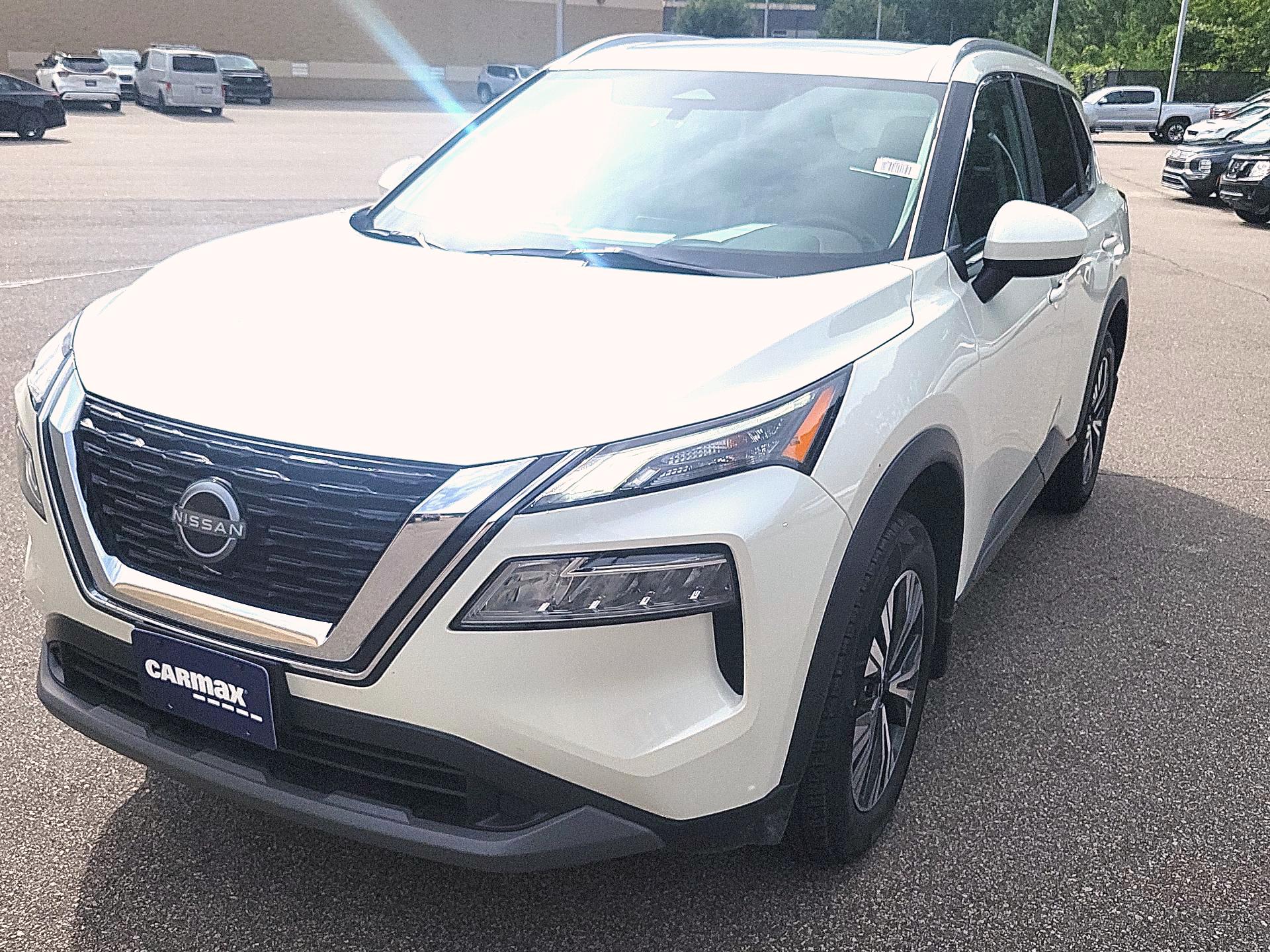Thumbnail: 2023 Nissan Rogue - 3