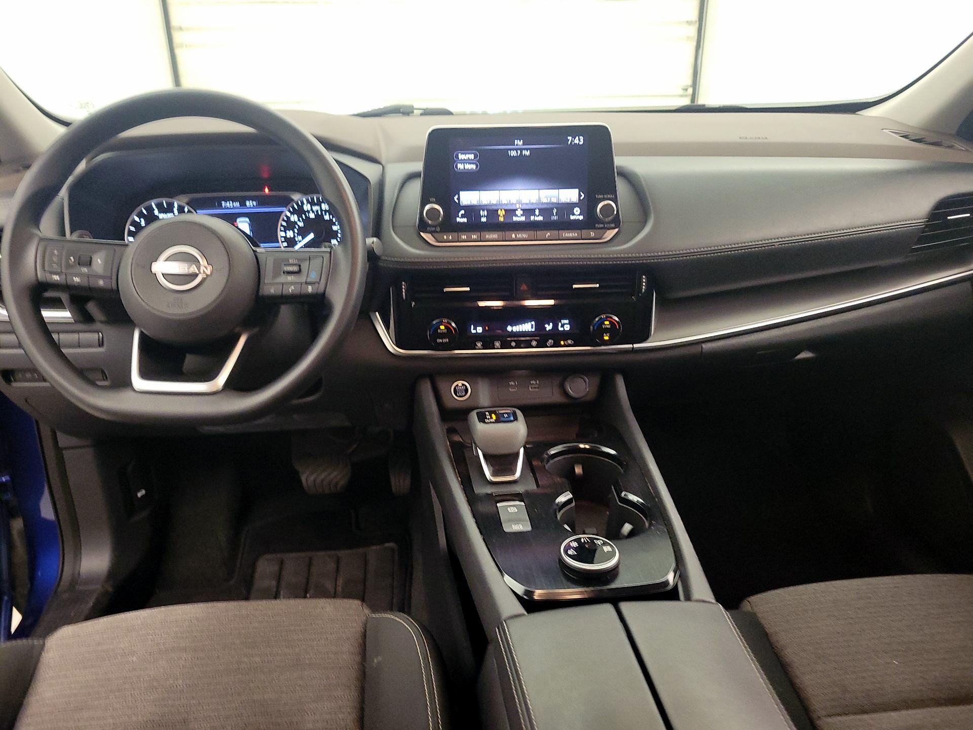 Thumbnail: 2022 Nissan Rogue - 9