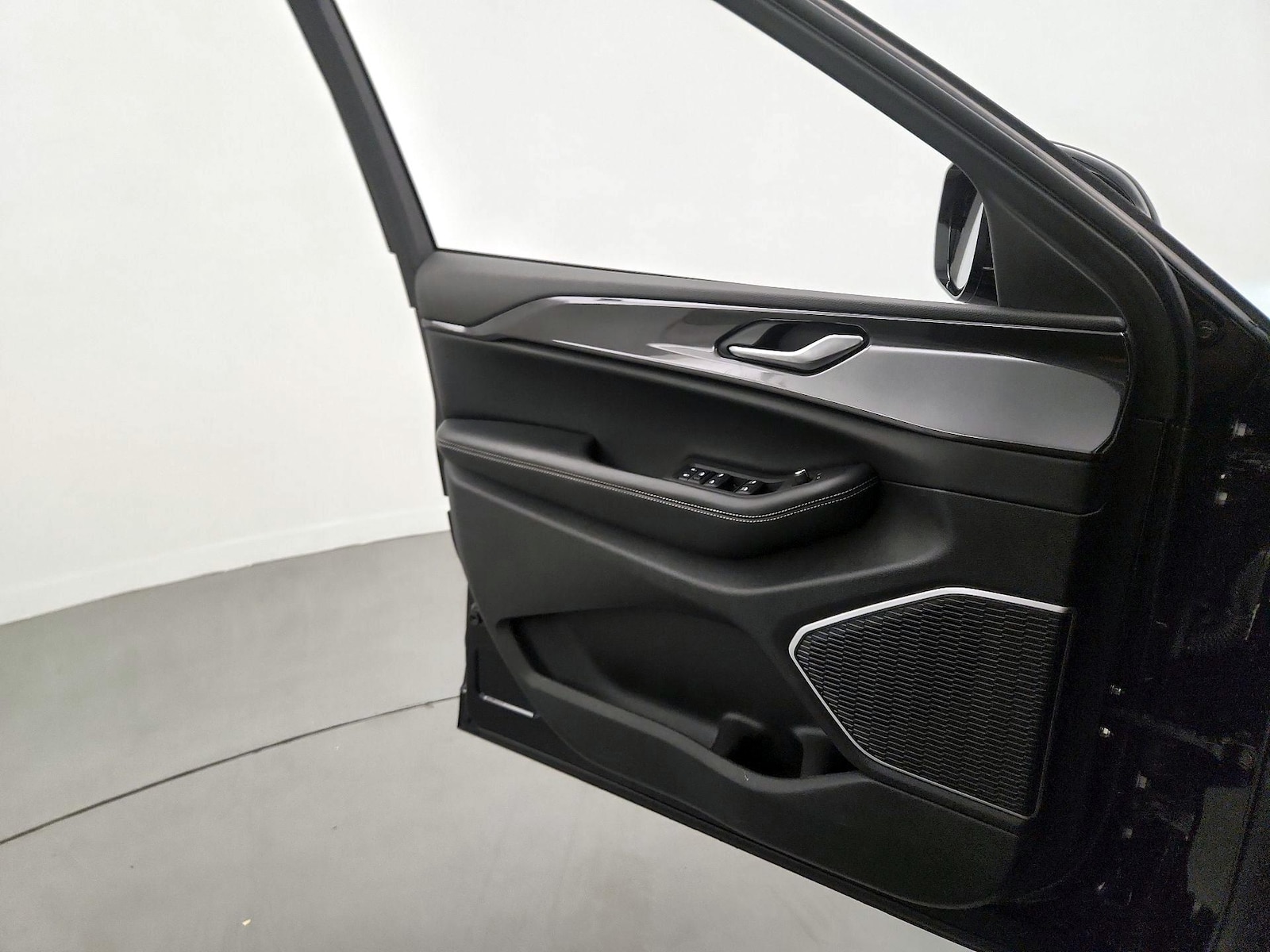 2023 Jeep Grand Cherokee Altitude - Photo 13