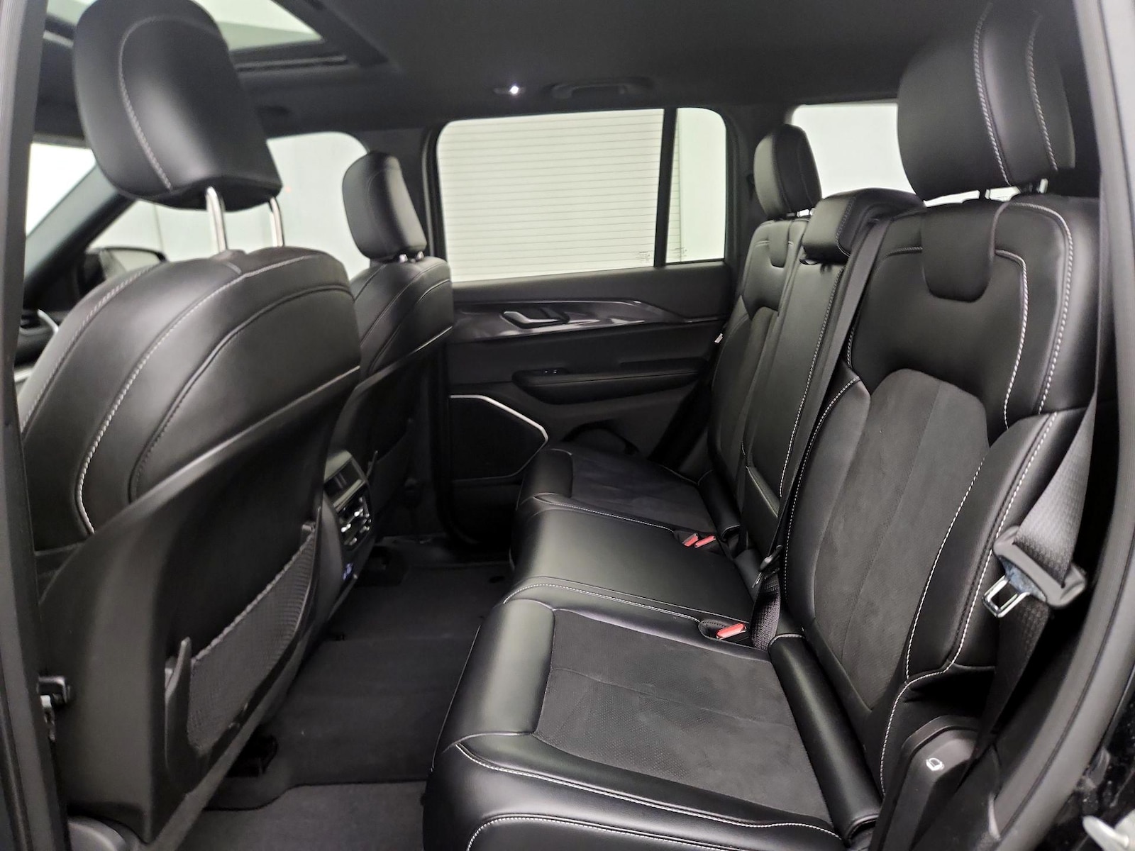2023 Jeep Grand Cherokee Altitude - Photo 21