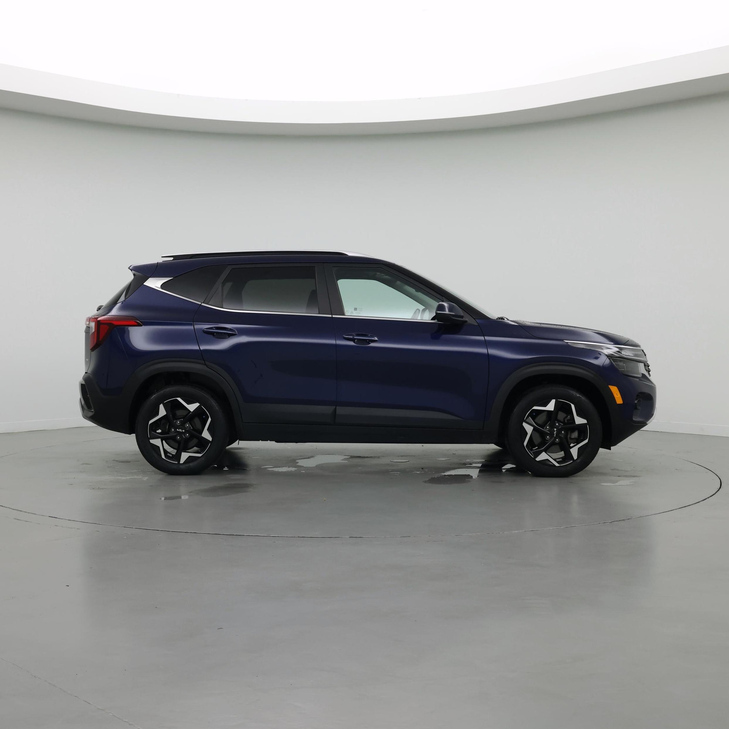 Thumbnail: 2024 Kia Seltos - 7