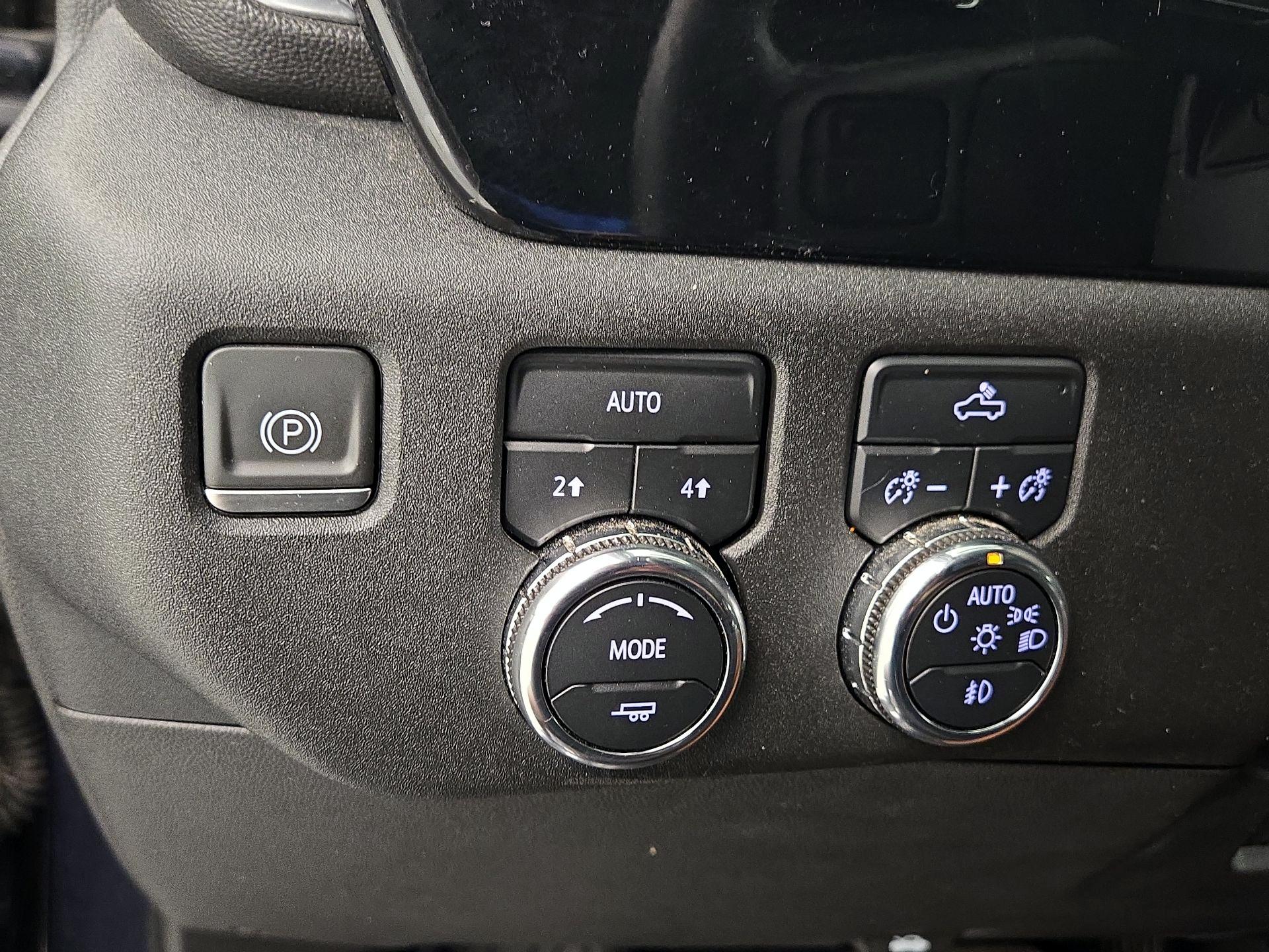 Thumbnail: 2023 GMC Sierra 1500 - 13