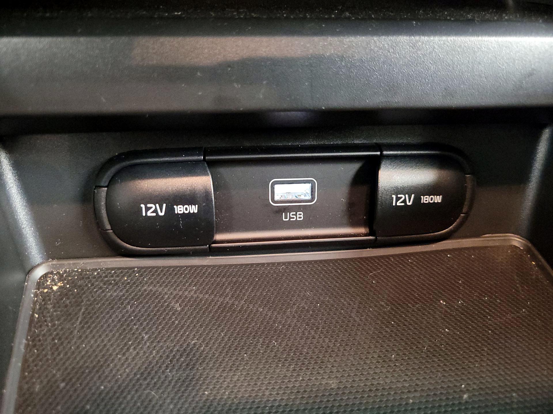 Thumbnail: 2025 Kia Soul - 18