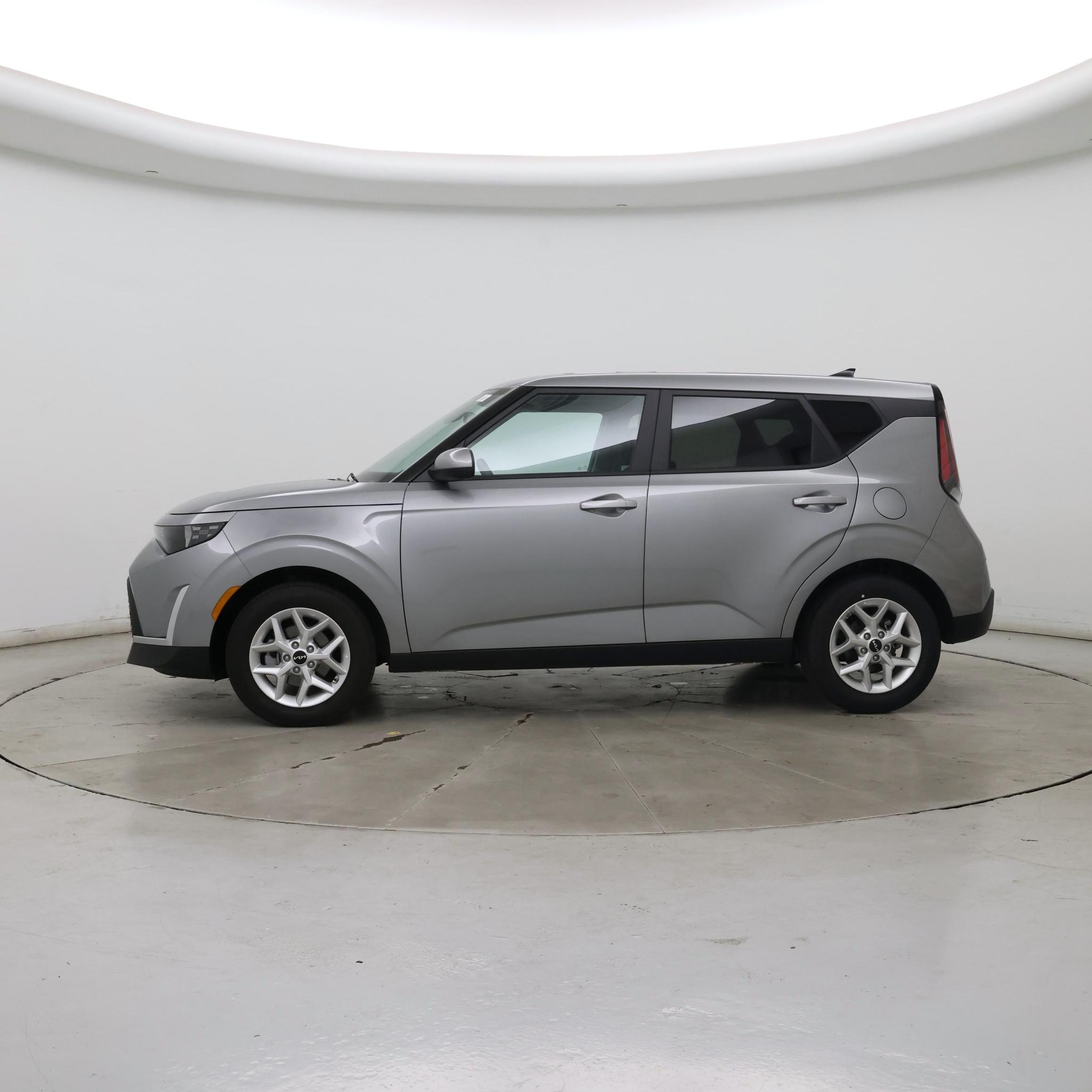 Thumbnail: 2025 Kia Soul - 3