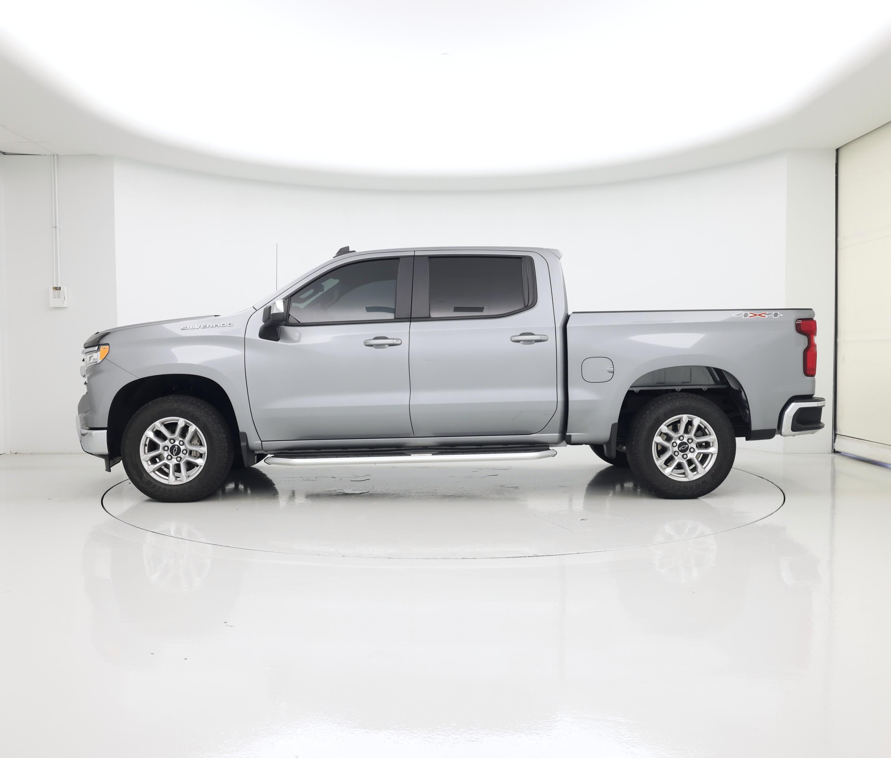 Thumbnail: 2024 Chevrolet Silverado 1500 - 3