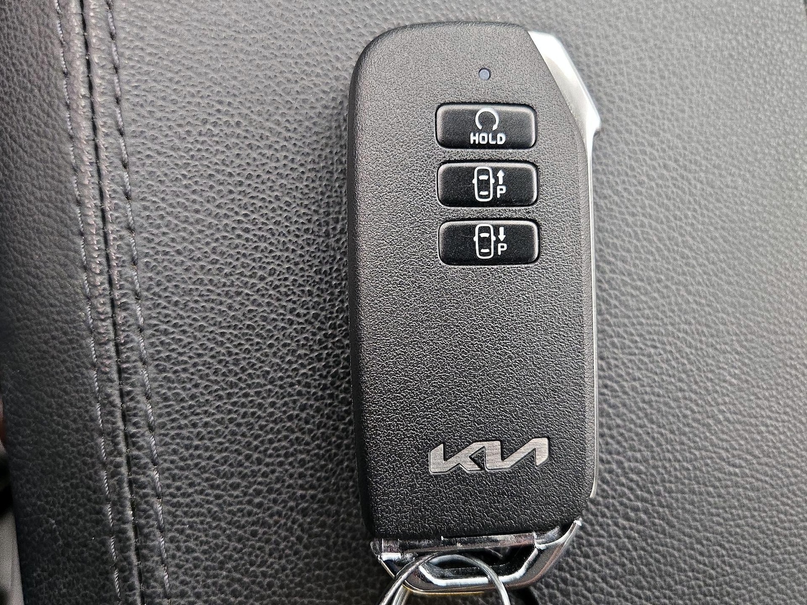 2024 Kia Sportage EX - Photo 24