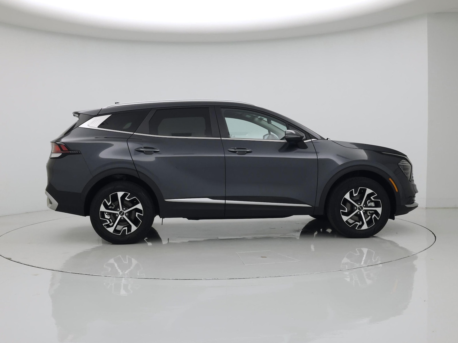 2024 Kia Sportage EX - Photo 8
