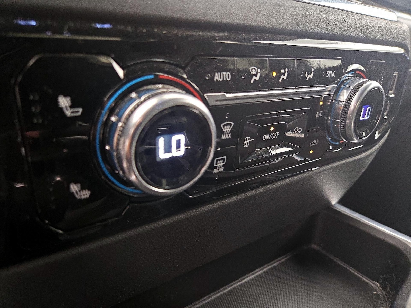 2023 GMC Sierra 1500 Elevation - Photo 17