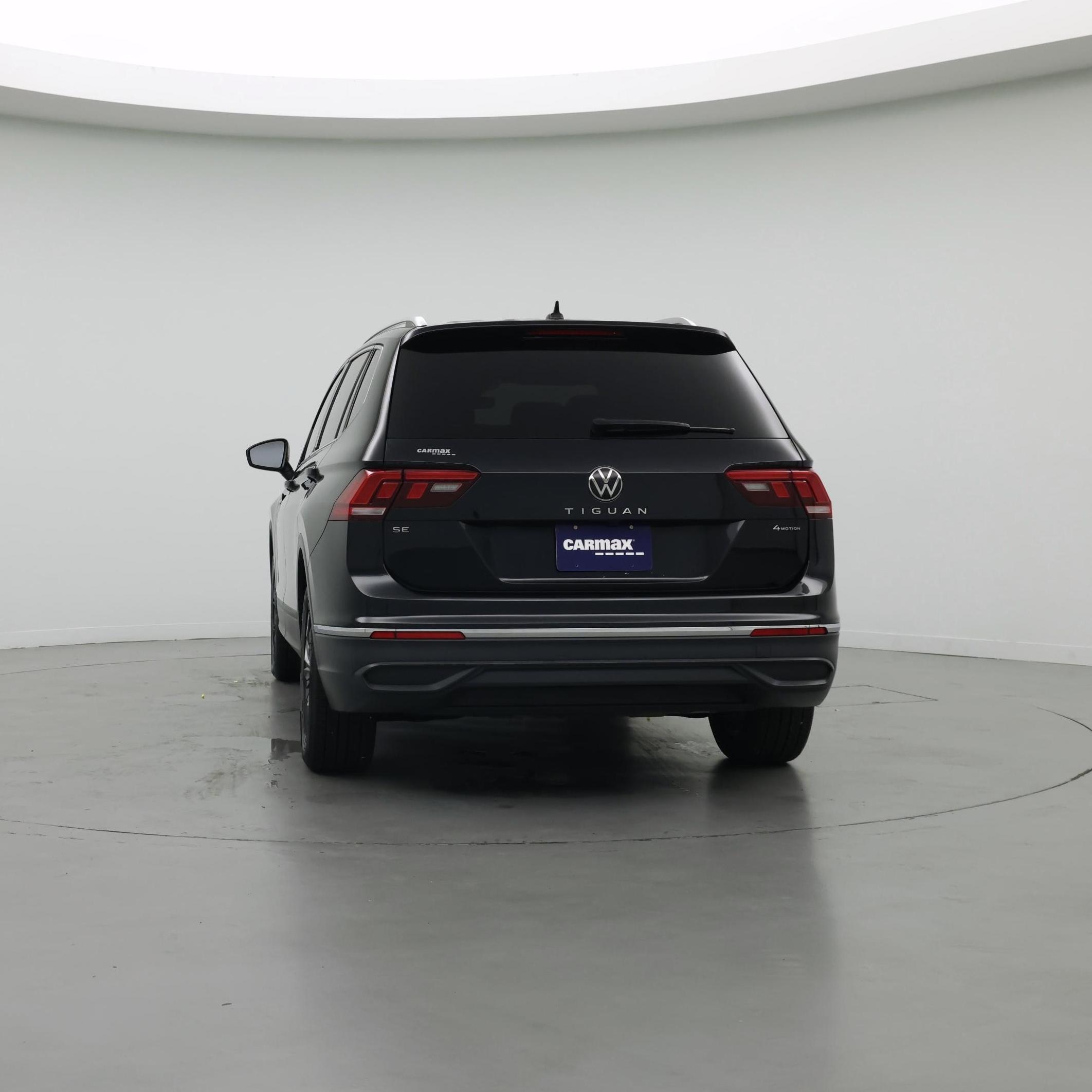 Thumbnail: 2023 Volkswagen Tiguan - 6