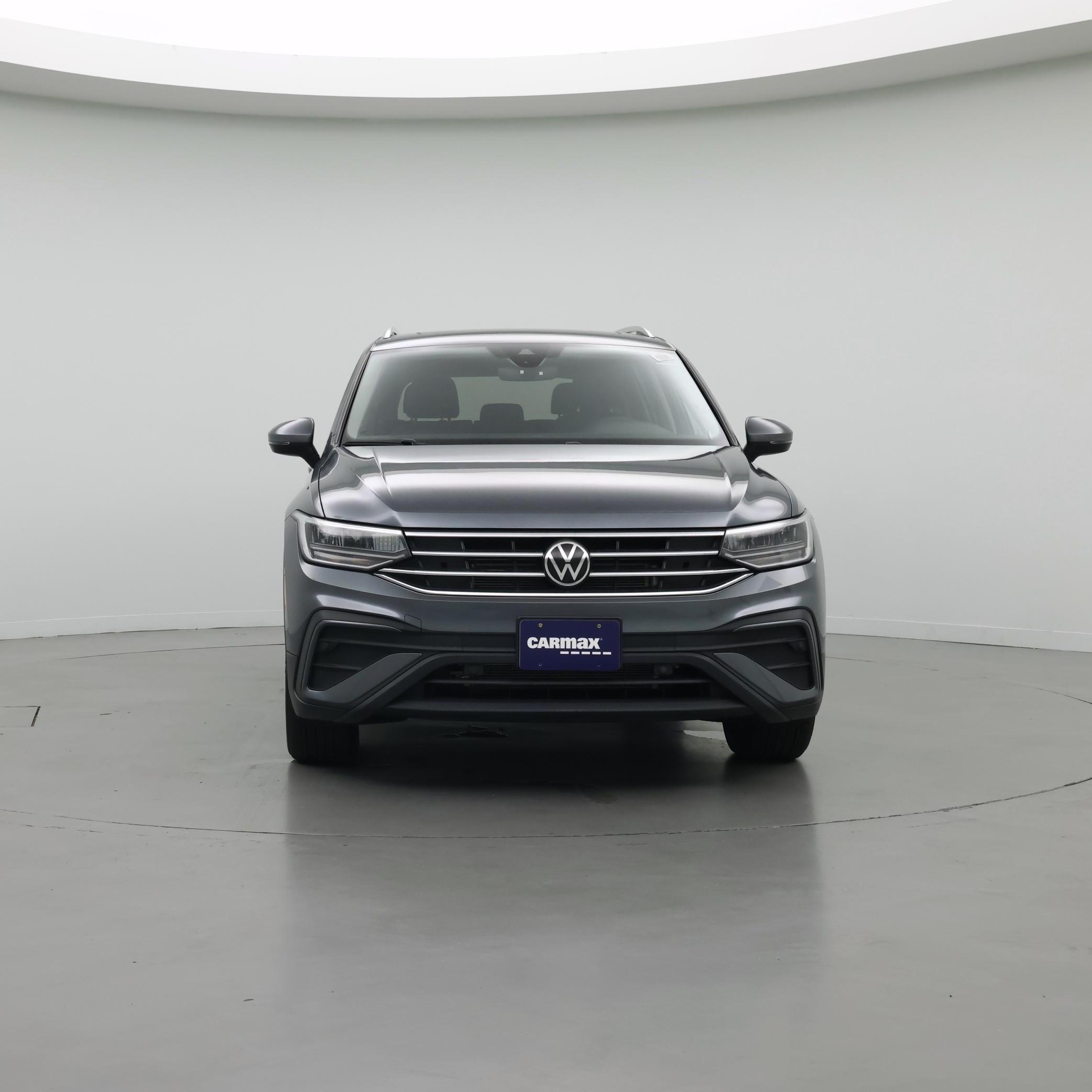 Thumbnail: 2023 Volkswagen Tiguan - 5