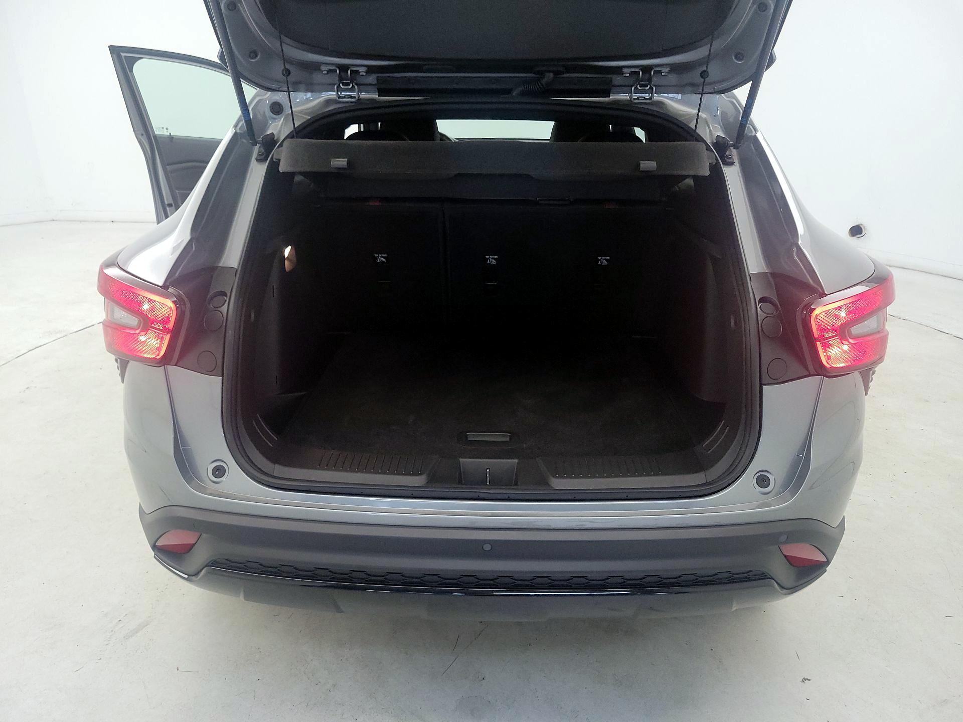 Thumbnail: 2025 Chevrolet Trax - 18