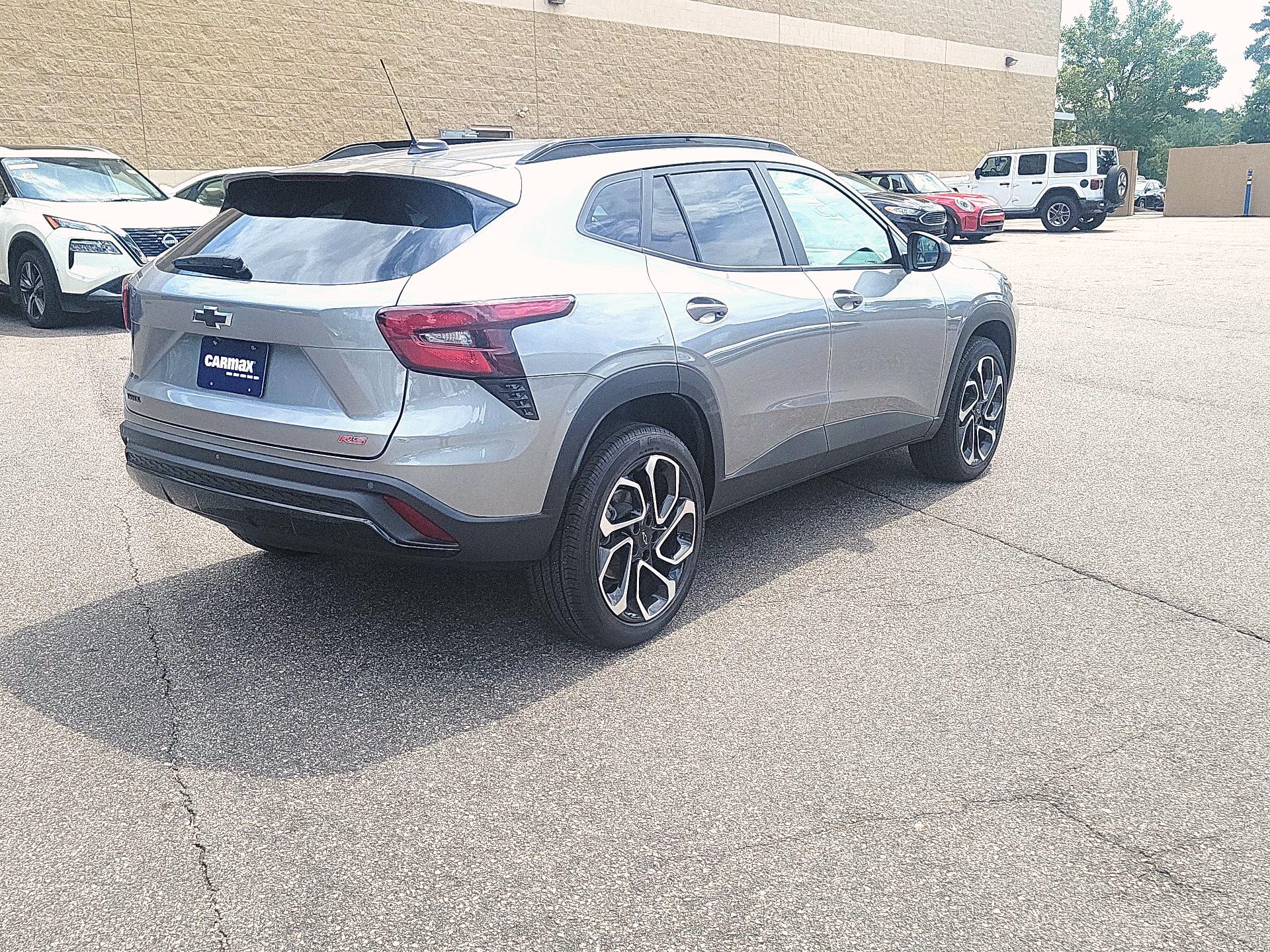Thumbnail: 2025 Chevrolet Trax - 5