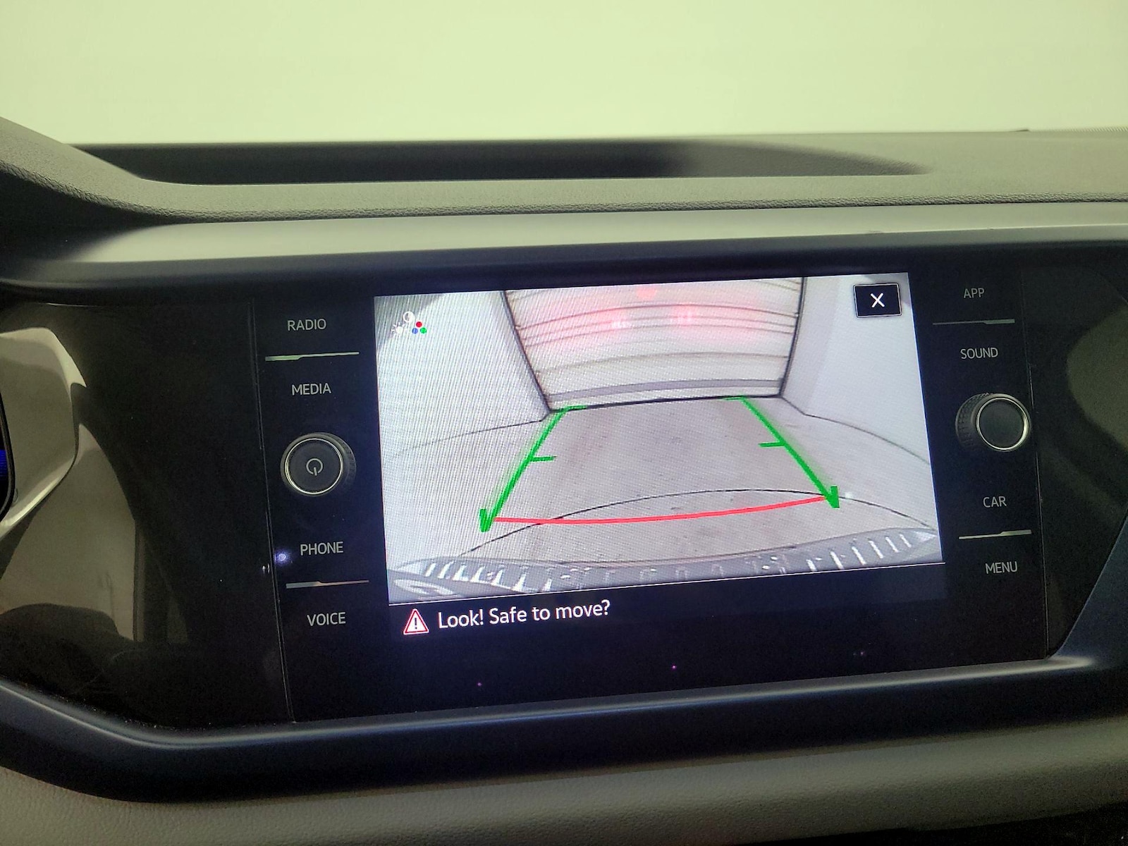 2023 Volkswagen Taos SE - Photo 13