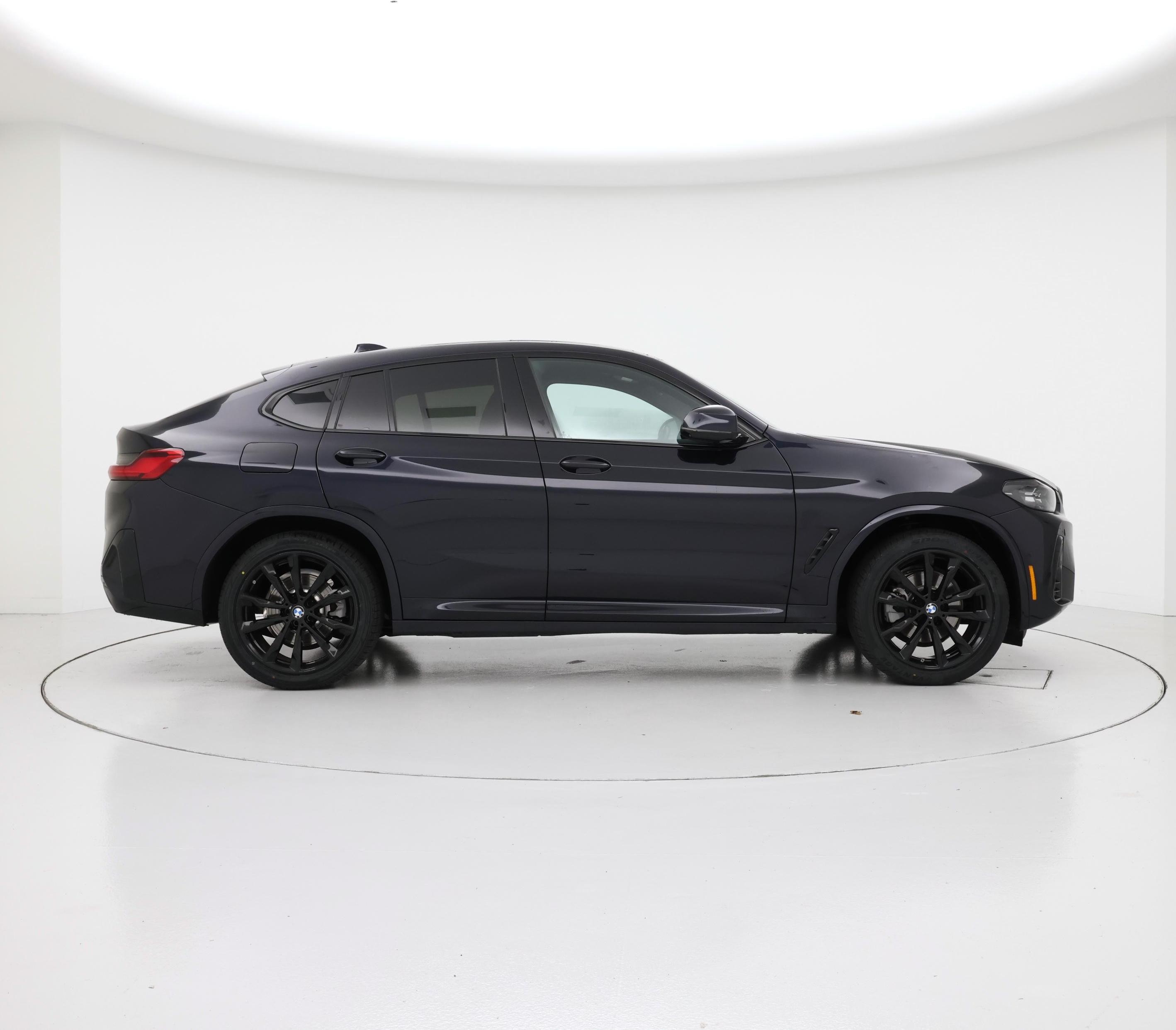 Thumbnail: 2023 BMW X4 - 7