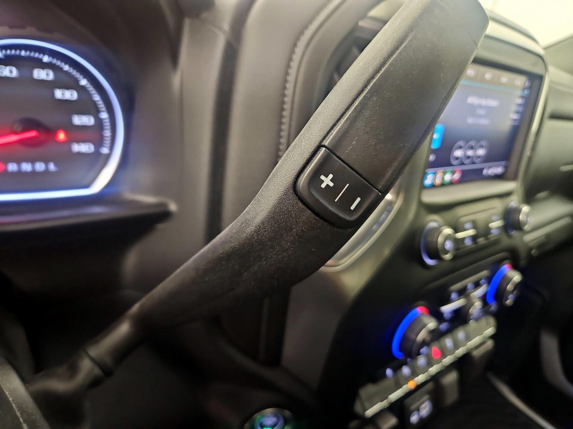 Thumbnail: 2019 Chevrolet Silverado 1500 - 17