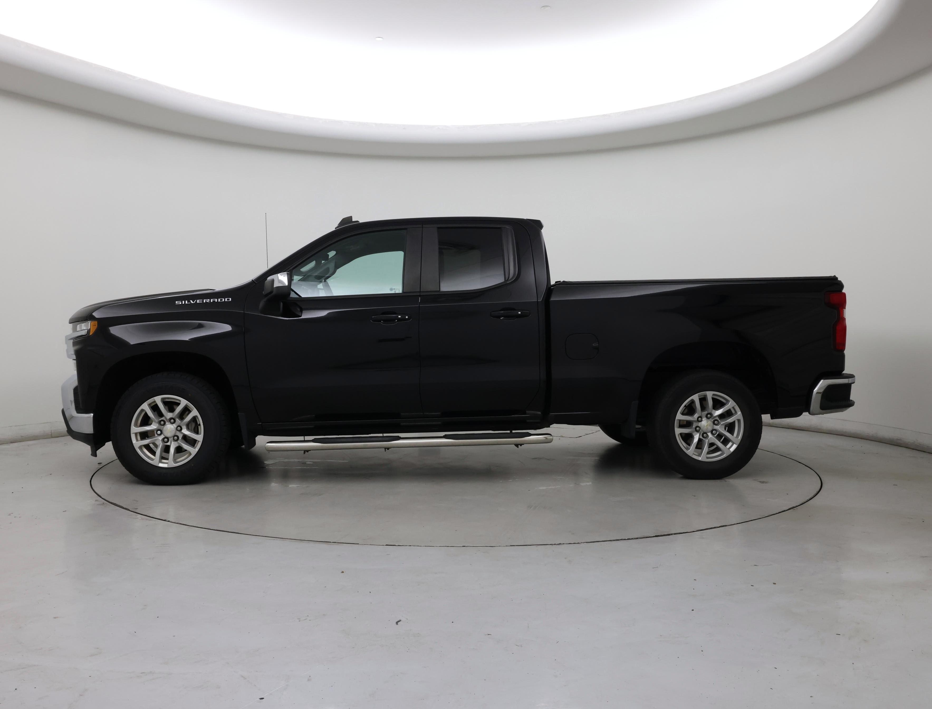 Thumbnail: 2019 Chevrolet Silverado 1500 - 3