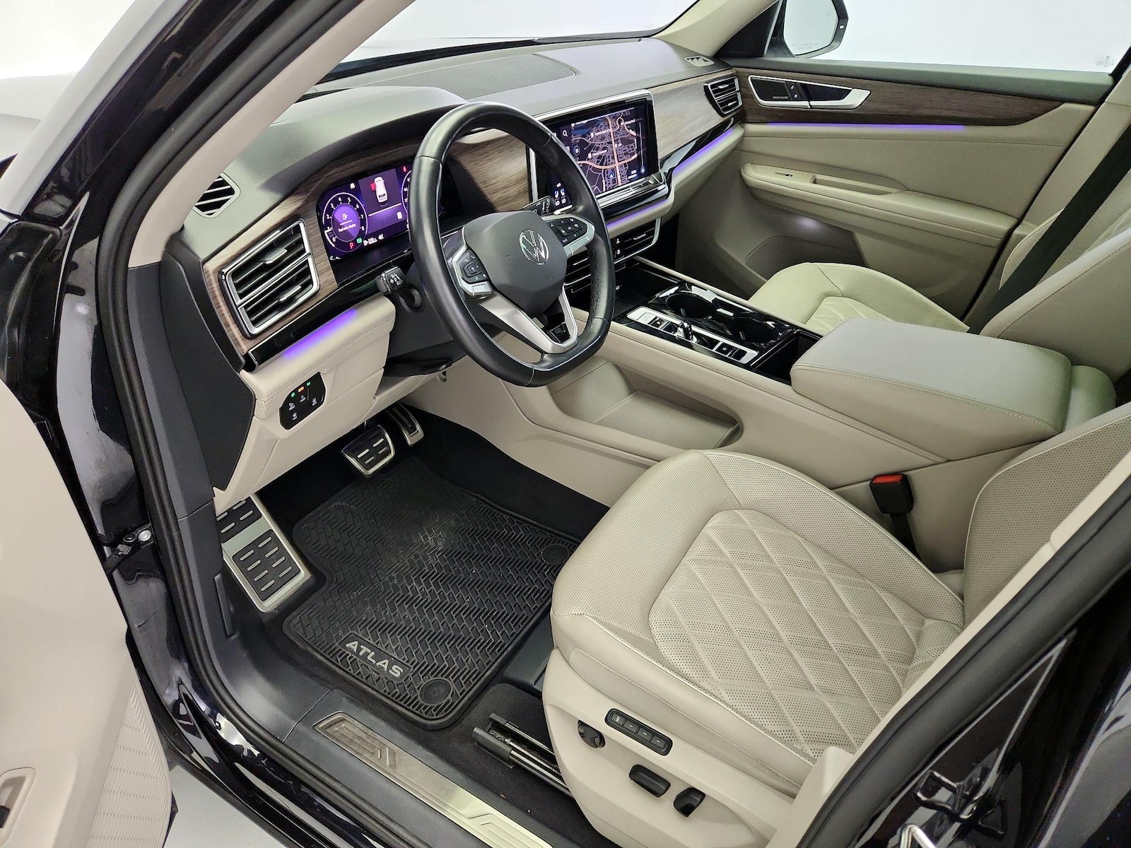 2024 Volkswagen Atlas SEL Premium R-Line - Photo 12