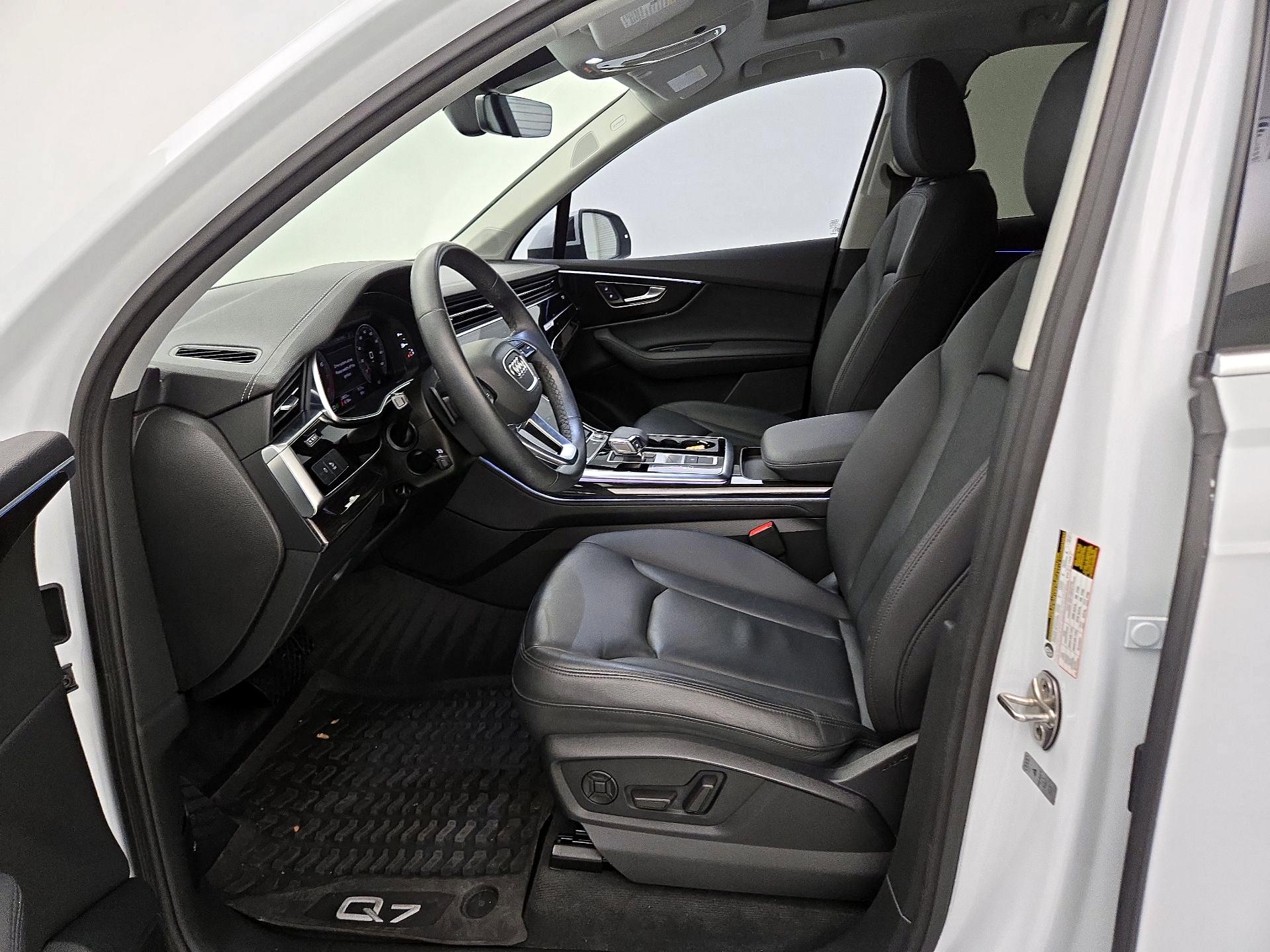 Thumbnail: 2024 Audi Q7 - 11