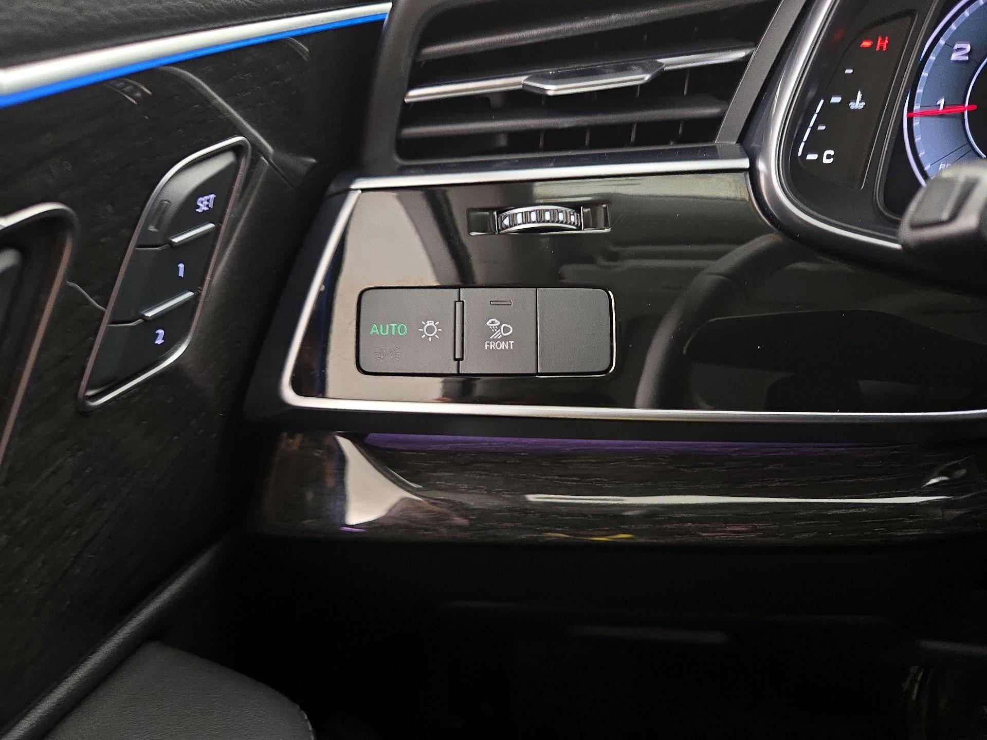 Thumbnail: 2024 Audi Q7 - 13