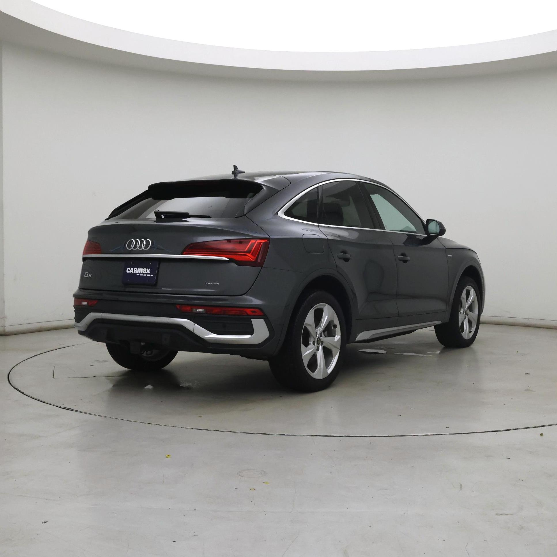 Thumbnail: 2023 Audi Q5 - 8