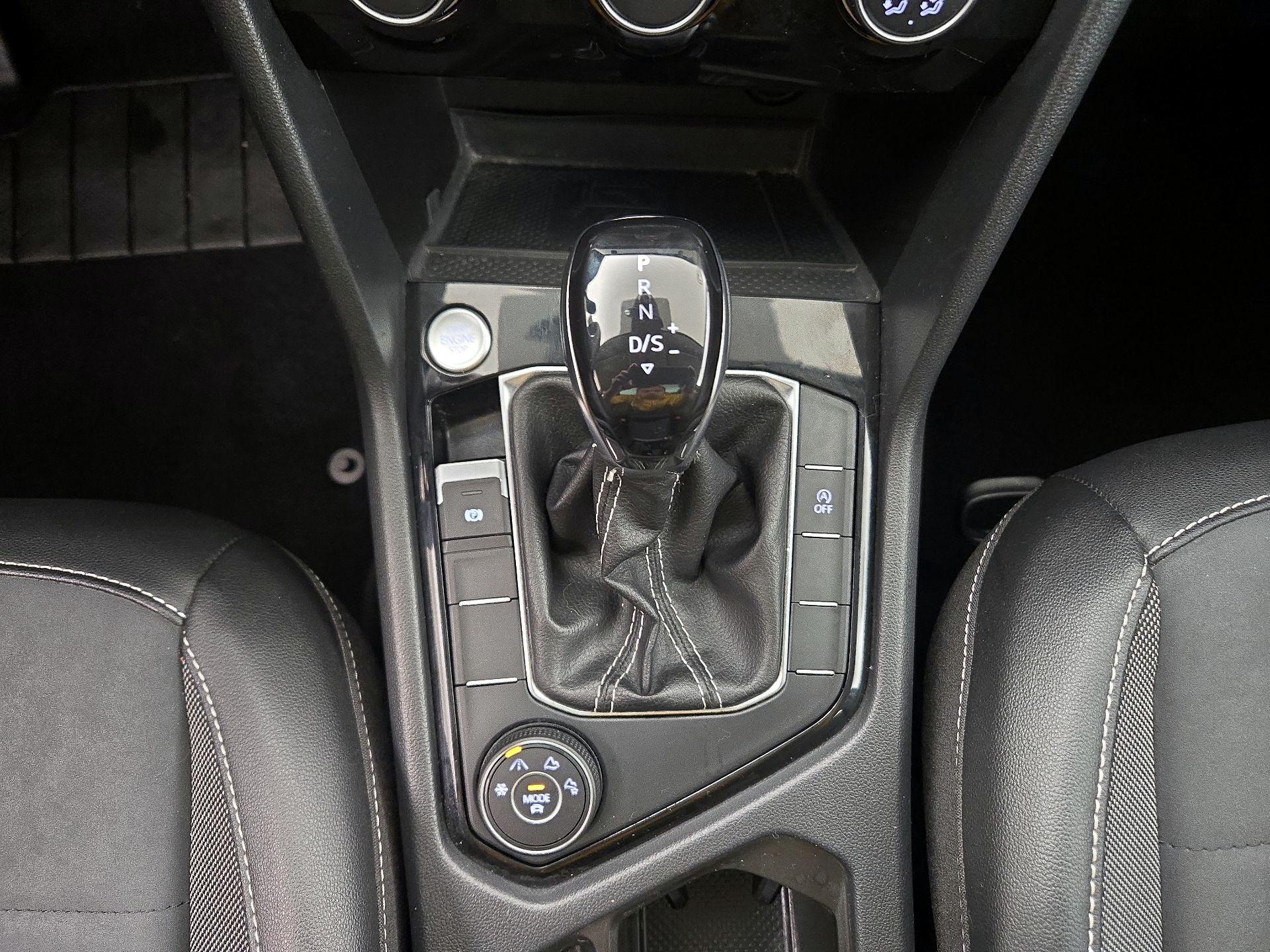 Thumbnail: 2023 Volkswagen Taos - 16