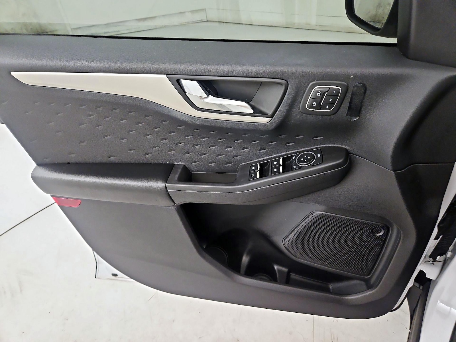 2020 Ford Escape SEL - Photo 13