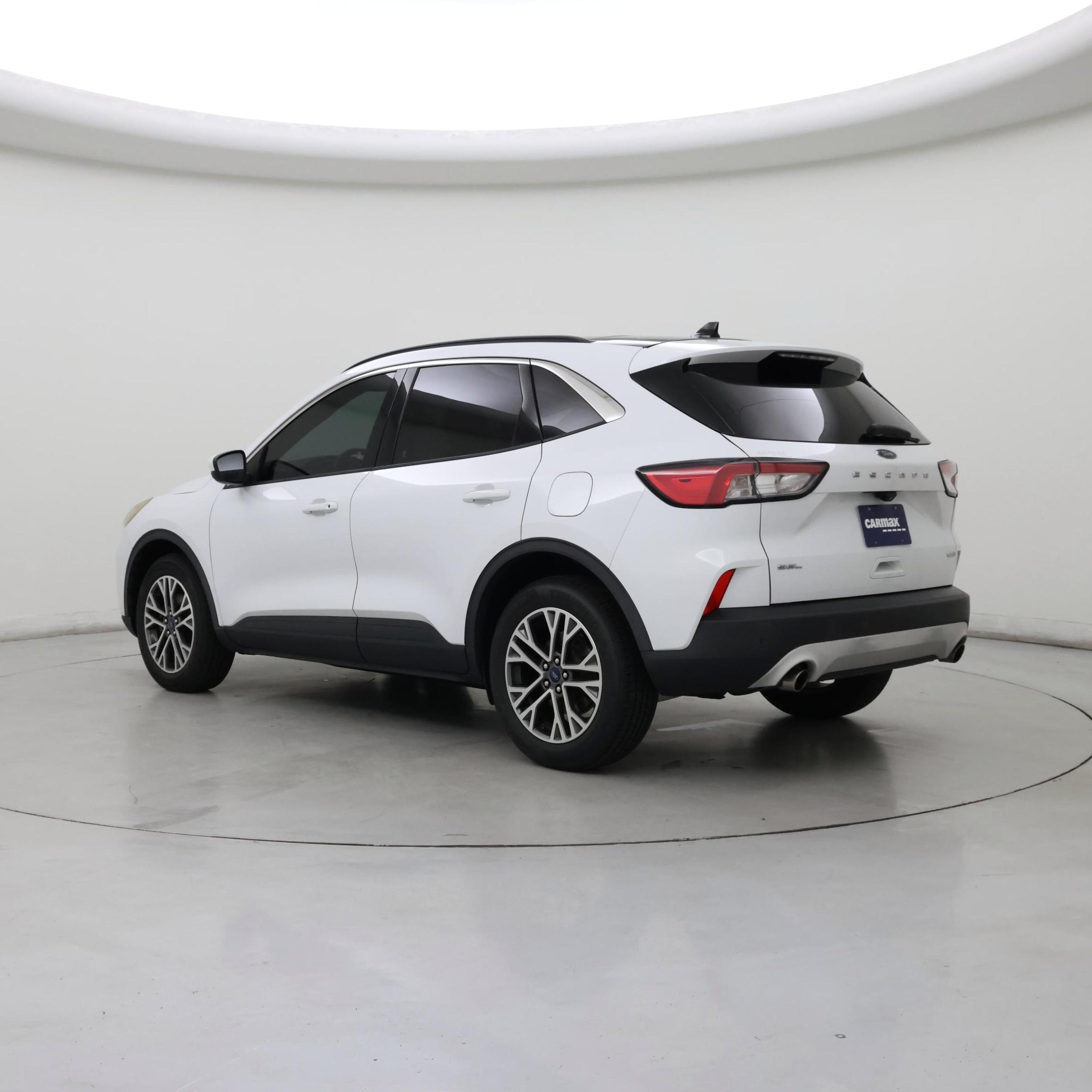 Thumbnail: 2020 Ford Escape - 2
