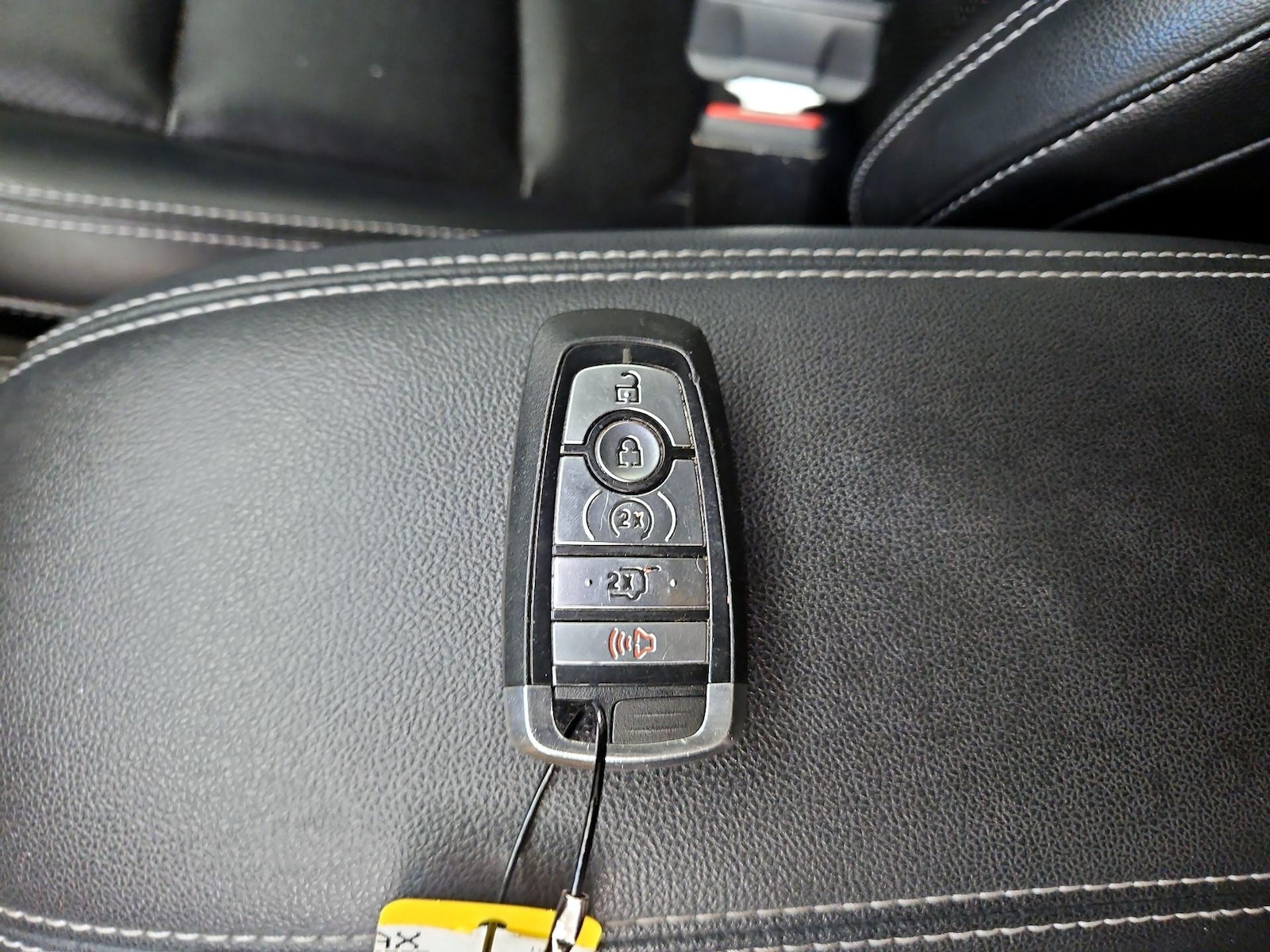2020 Ford Escape SEL - Photo 24
