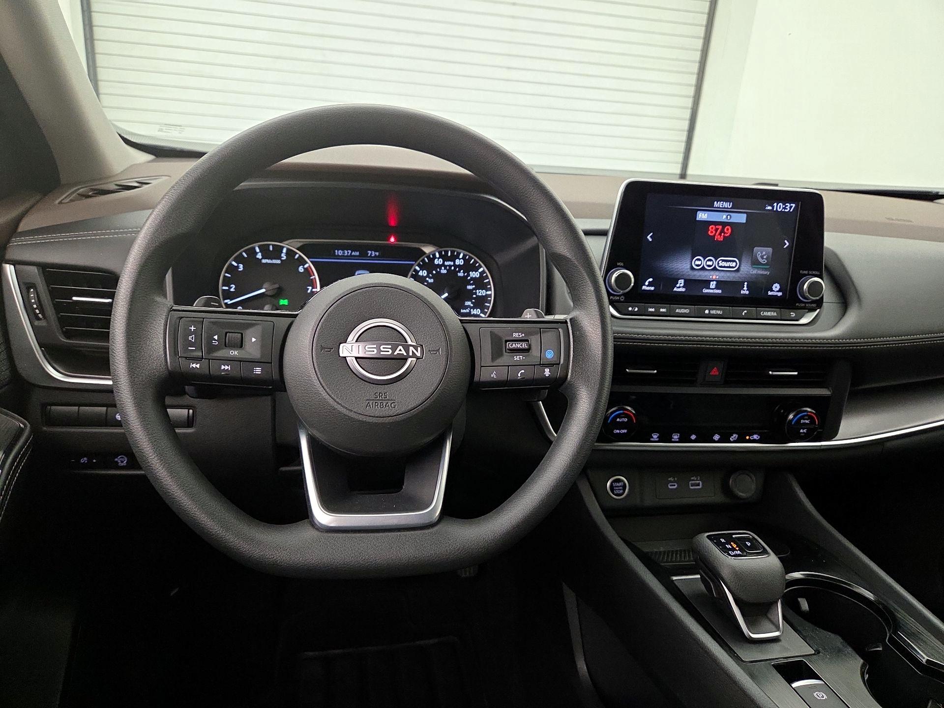 Thumbnail: 2023 Nissan Rogue - 10