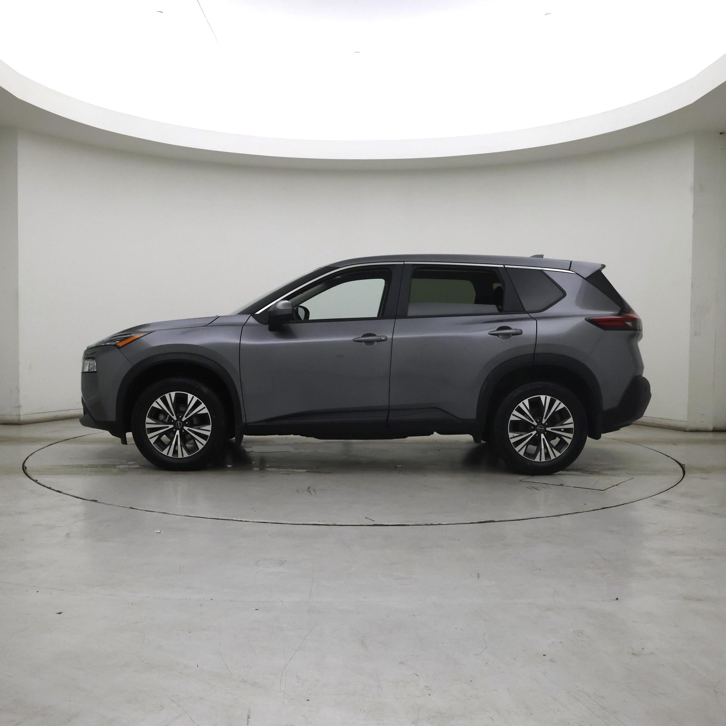 Thumbnail: 2023 Nissan Rogue - 3
