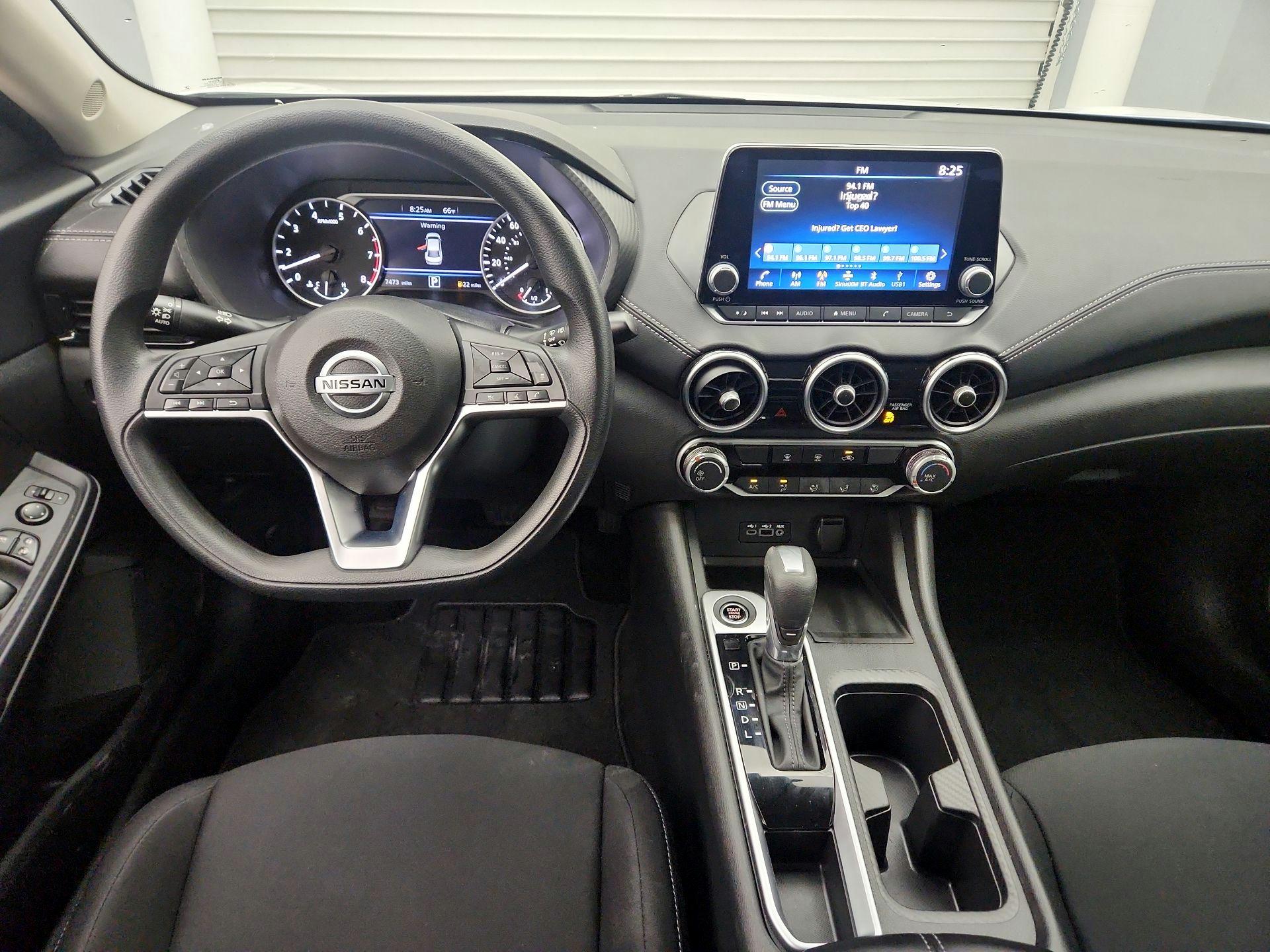 Thumbnail: 2023 Nissan Sentra - 9