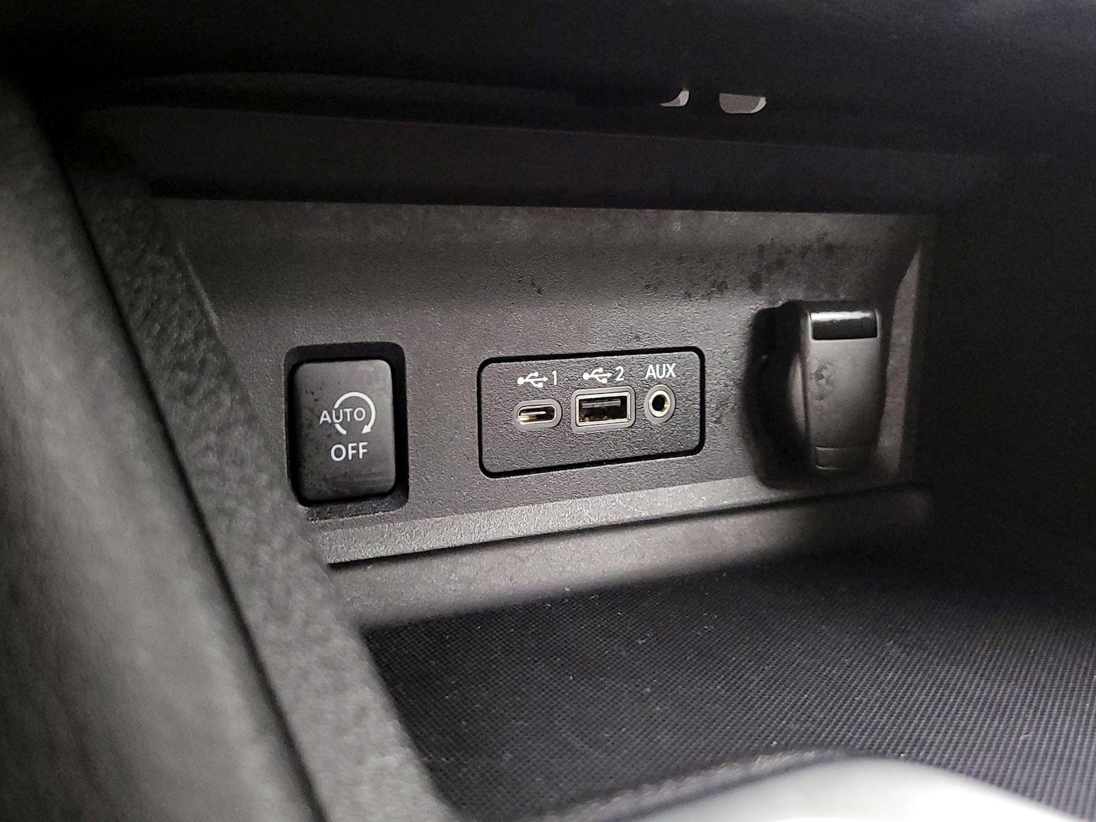 2024 Nissan Sentra SR - Photo 19