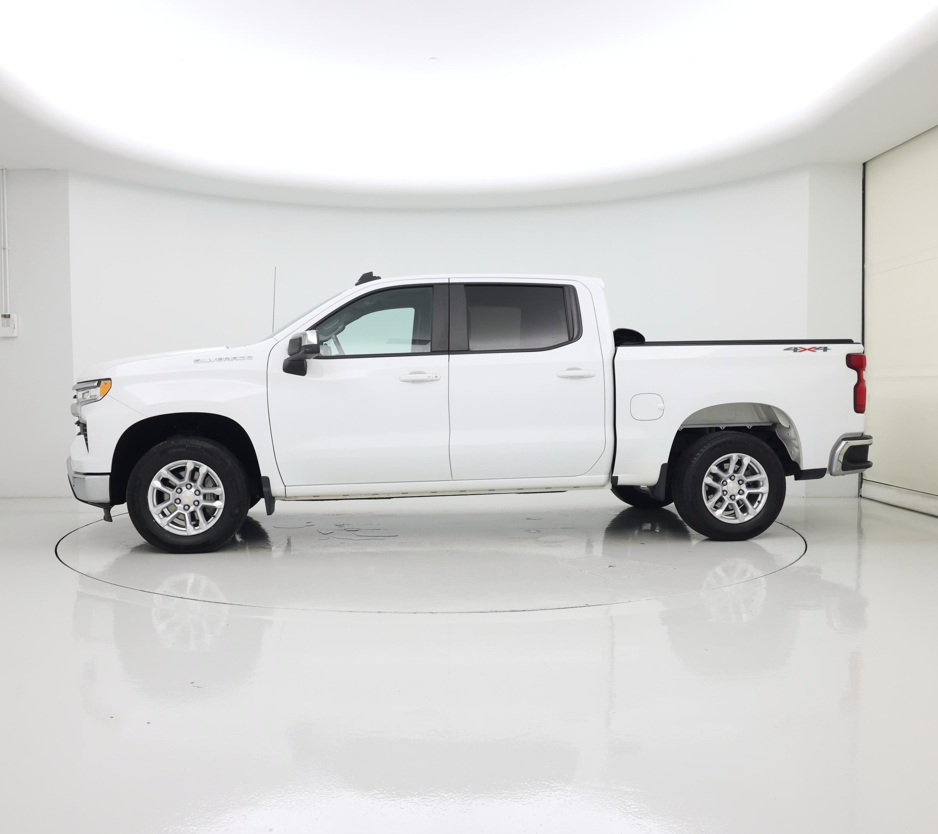 Thumbnail: 2023 Chevrolet Silverado 1500 - 3