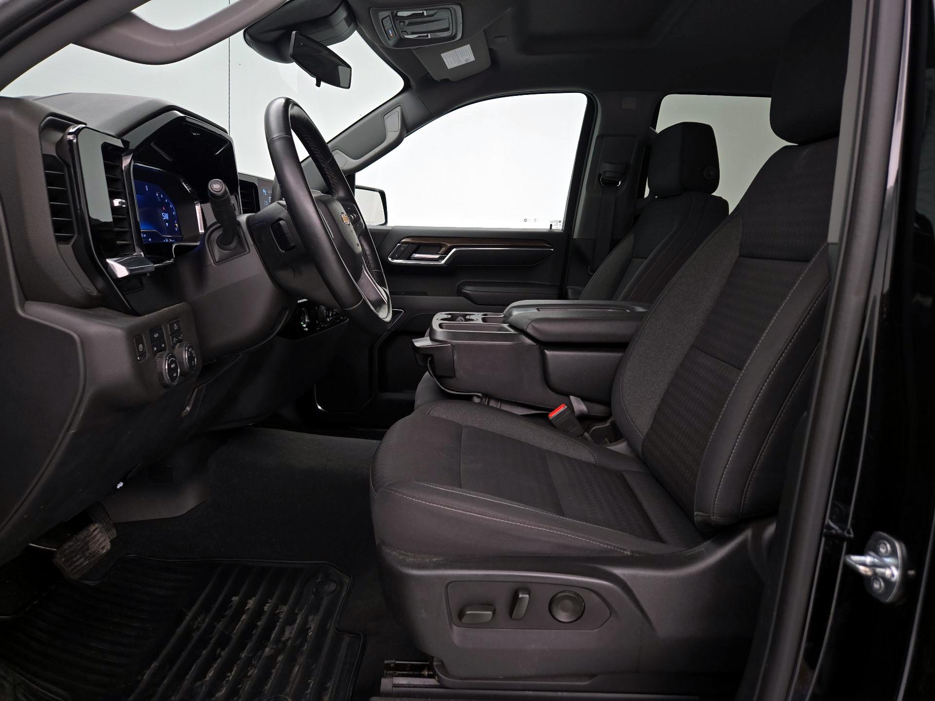 Thumbnail: 2023 Chevrolet Silverado 1500 - 11