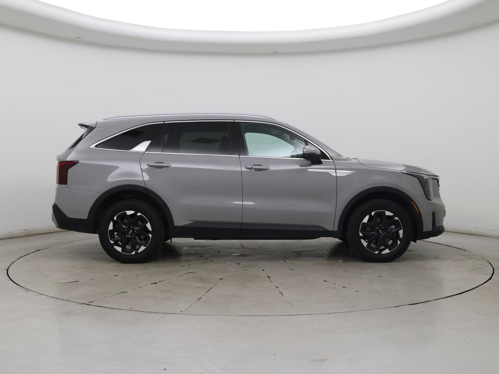 2025 Kia Sorento S - Photo 8