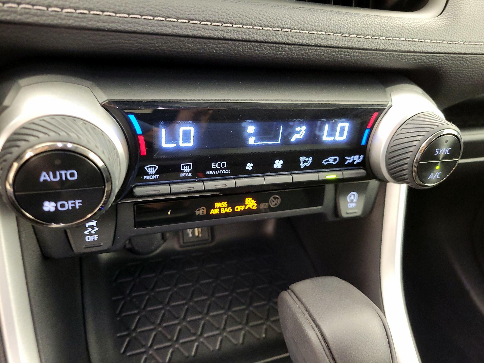 Thumbnail: 2023 Toyota RAV4 - 16