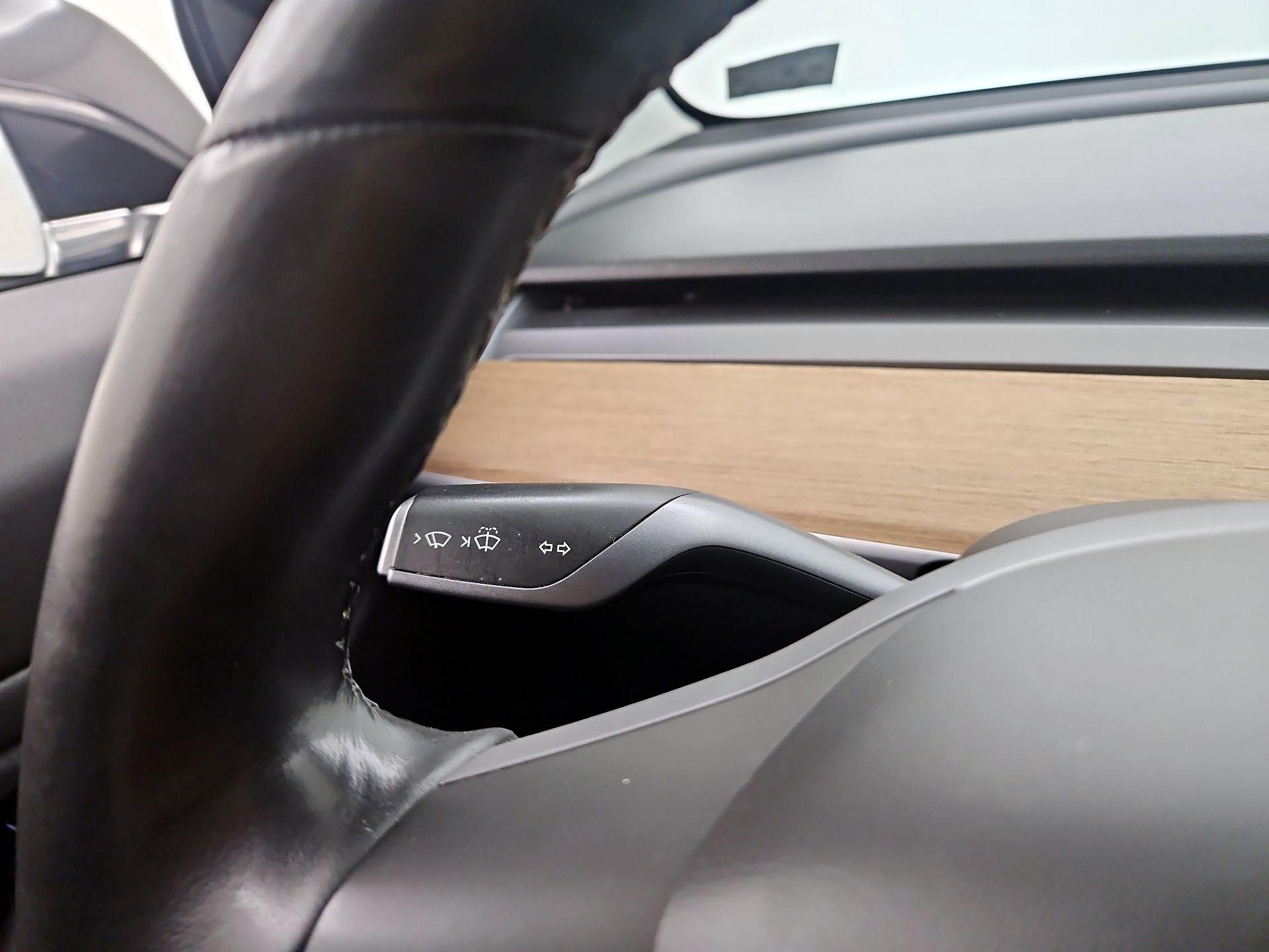 Thumbnail: 2019 Tesla Model 3 - 13