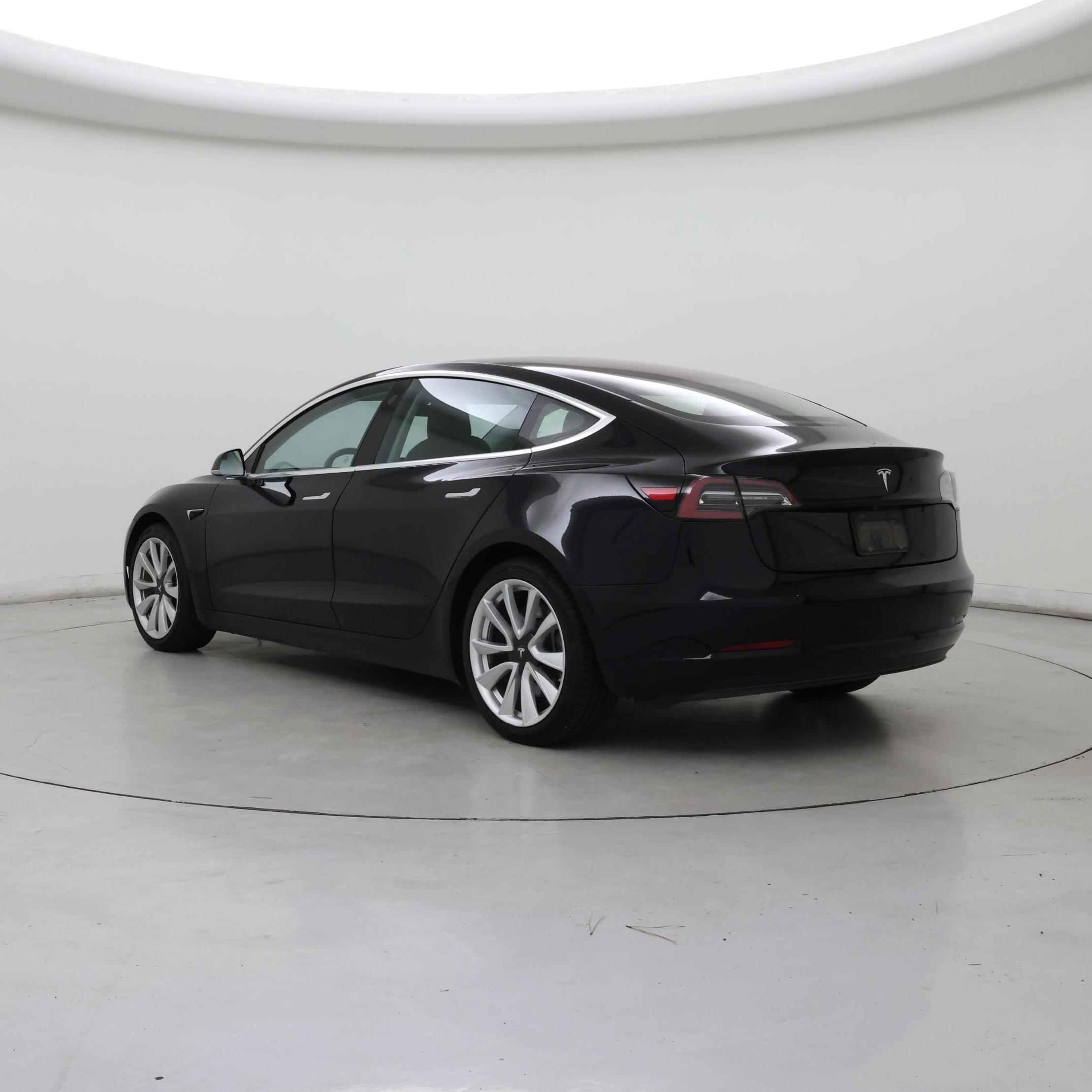 Thumbnail: 2019 Tesla Model 3 - 2