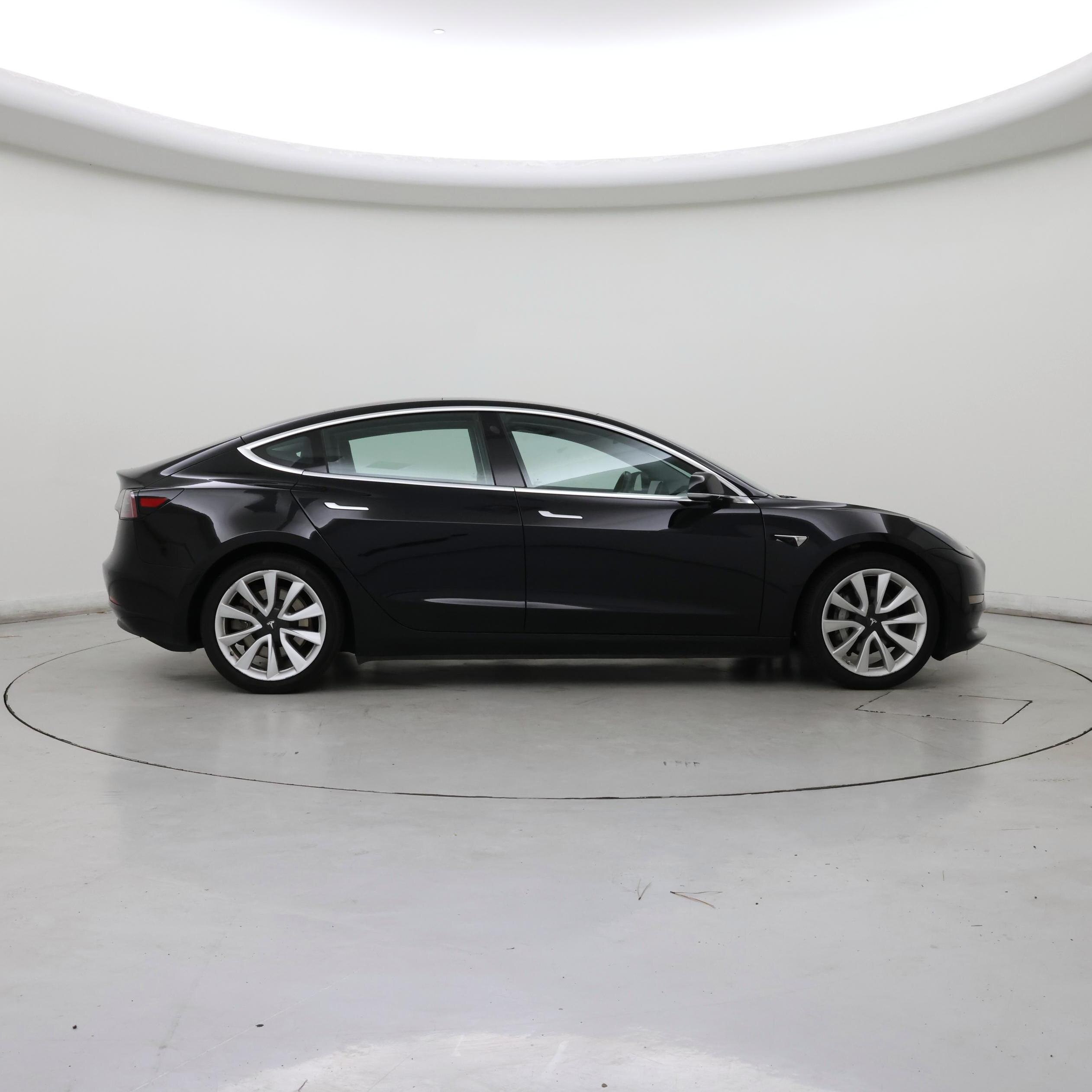 Thumbnail: 2019 Tesla Model 3 - 7