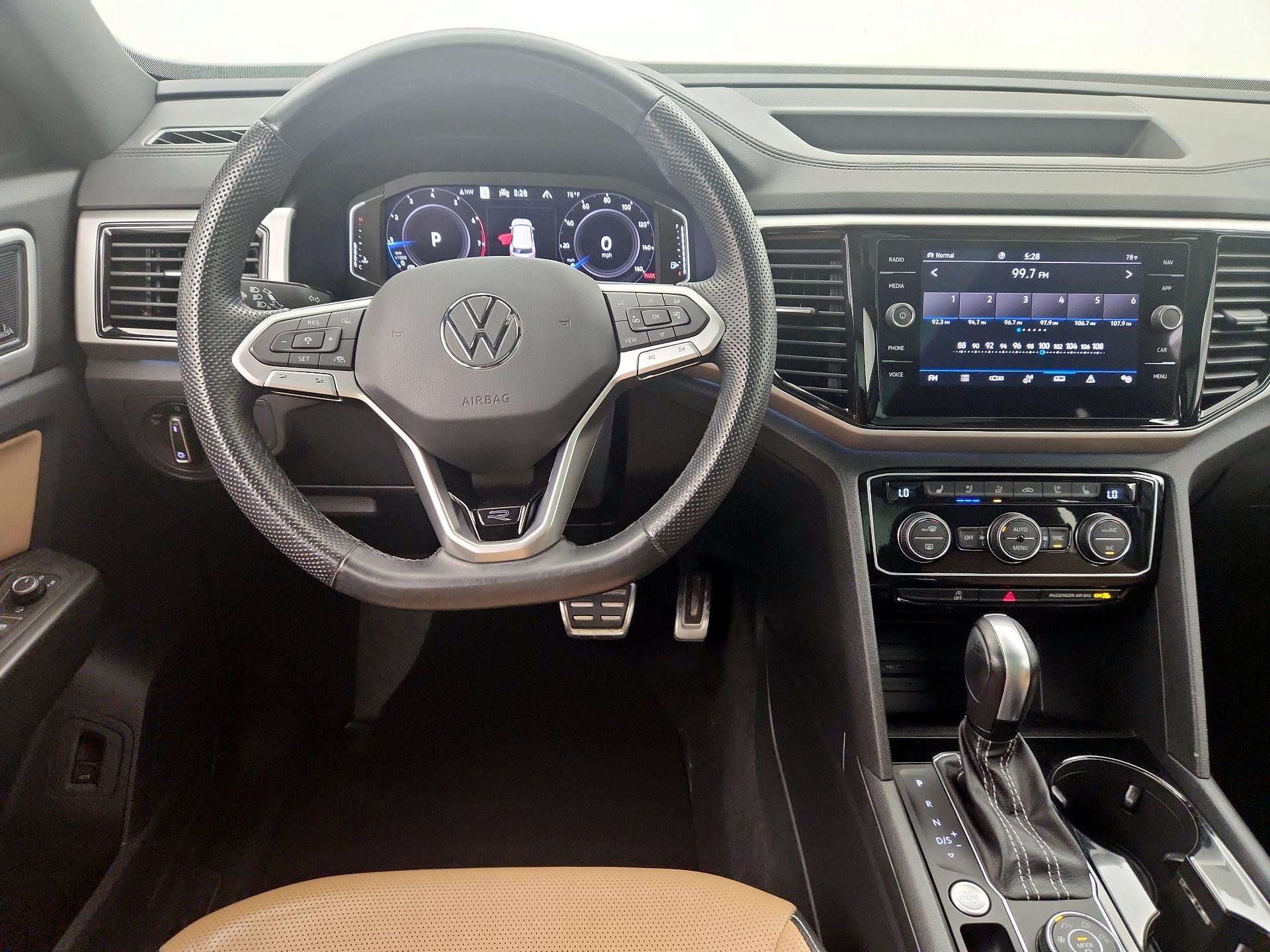 Thumbnail: 2023 Volkswagen Atlas - 10