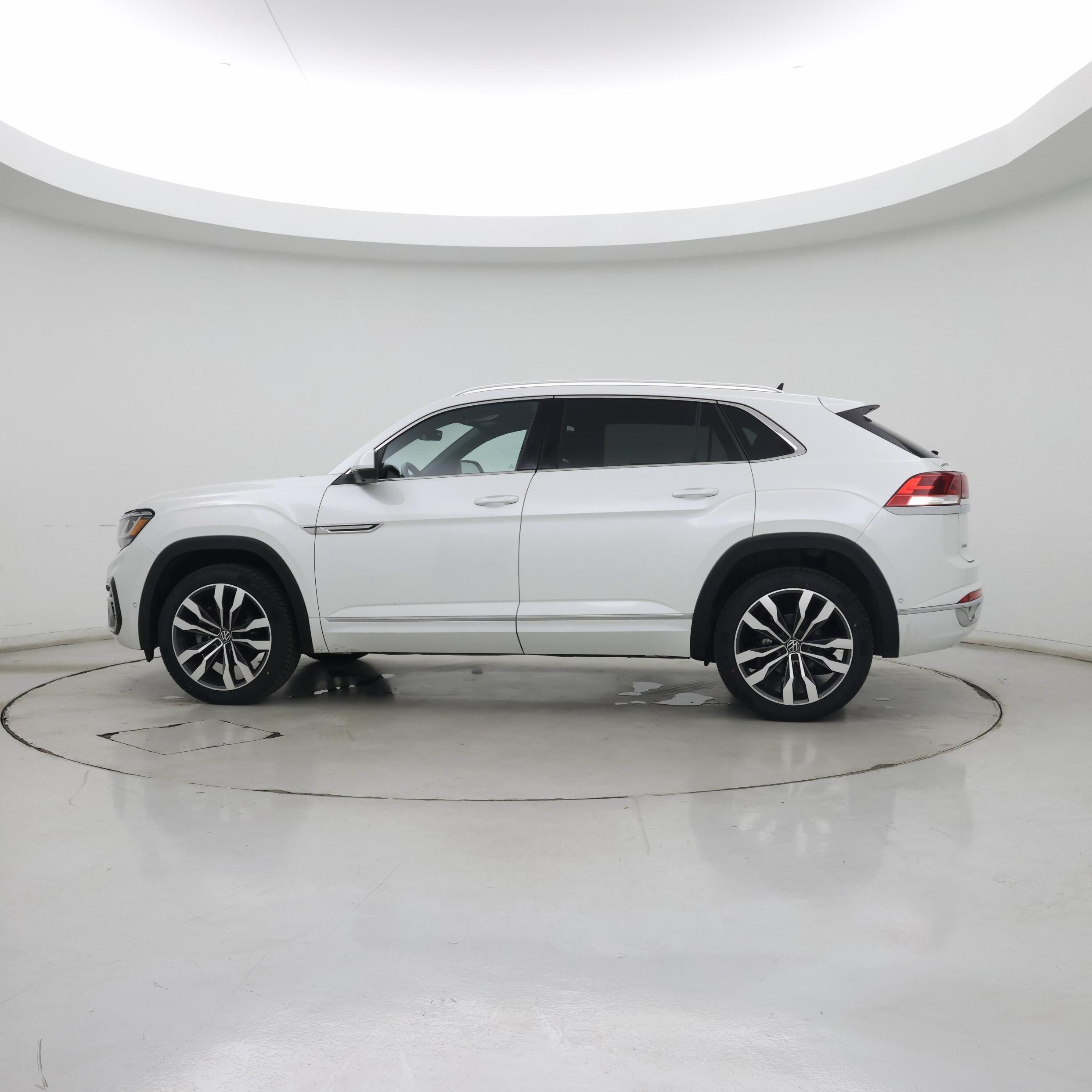 Thumbnail: 2023 Volkswagen Atlas - 3