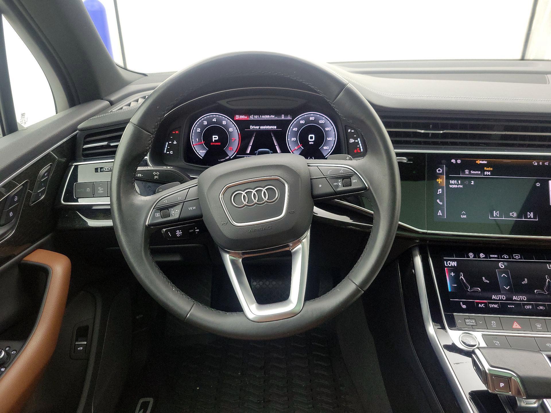 Thumbnail: 2023 Audi Q7 - 10